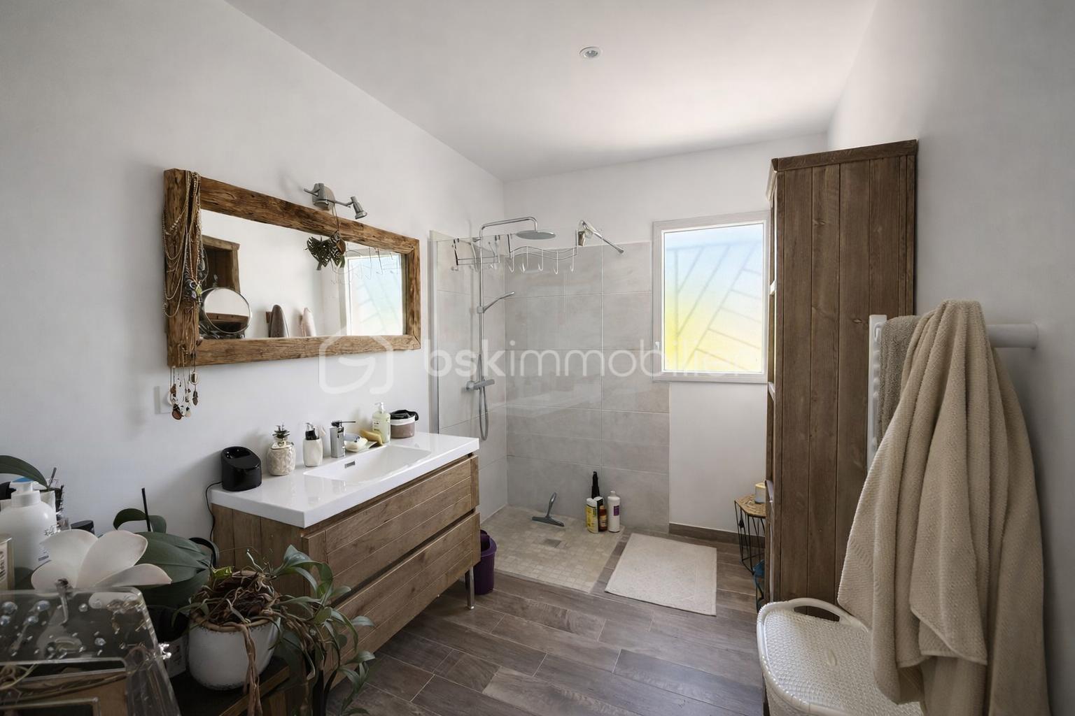 MAISON A VENDRE VISAN 364000€ EMILIE BROCHE 0629326964  (1).png