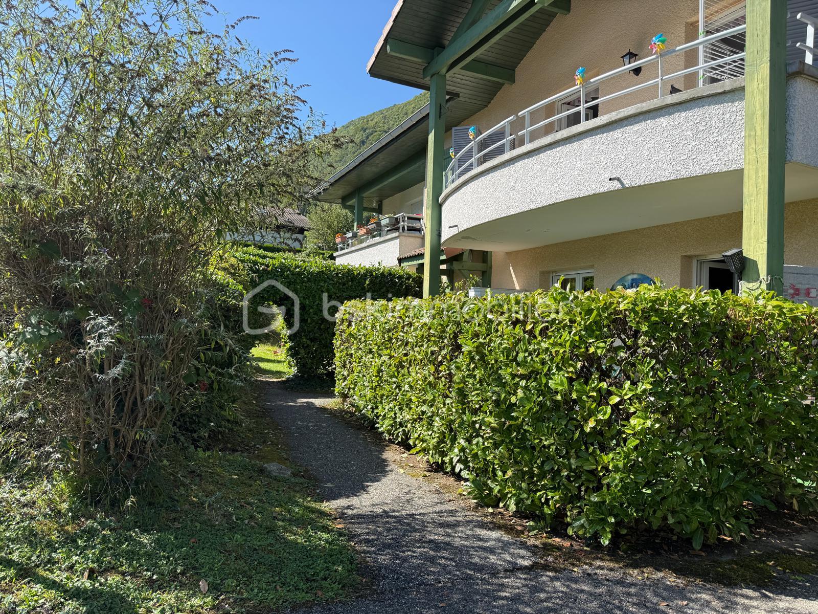 Appartement de 108,24 m² - chemin.jpg