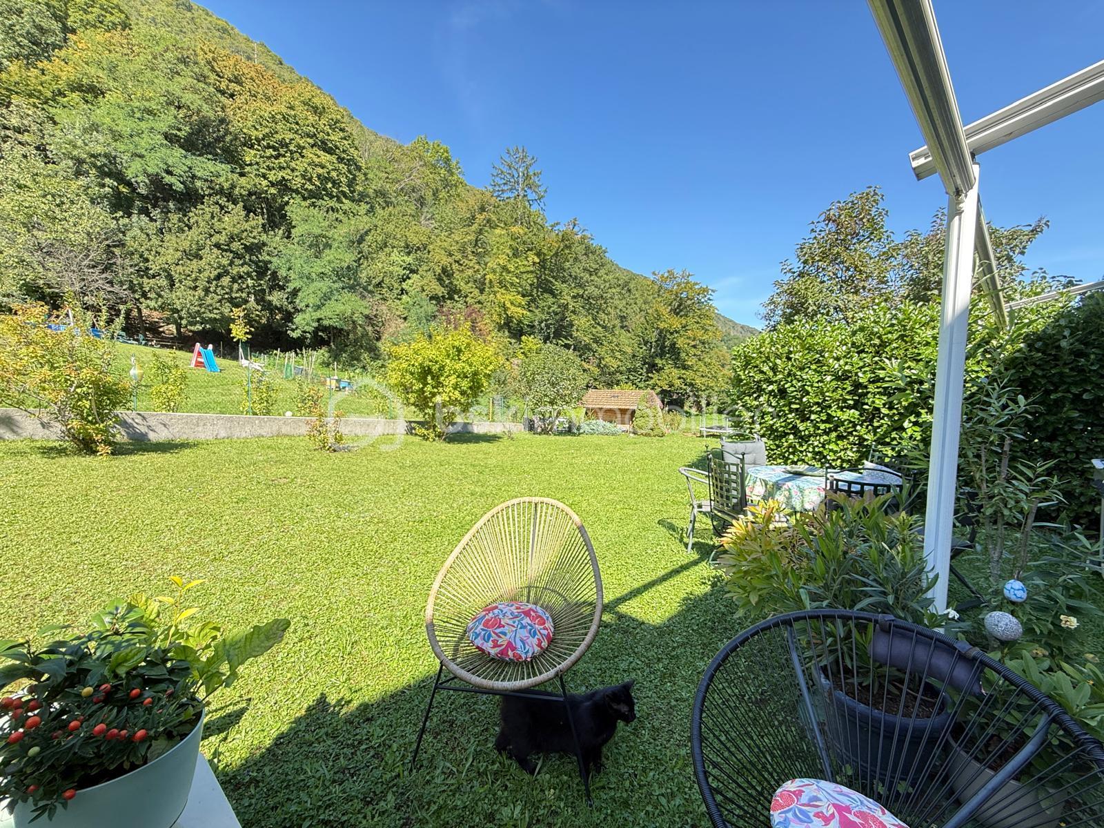 Appartement de 108,24 m² - jardin 1.jpg