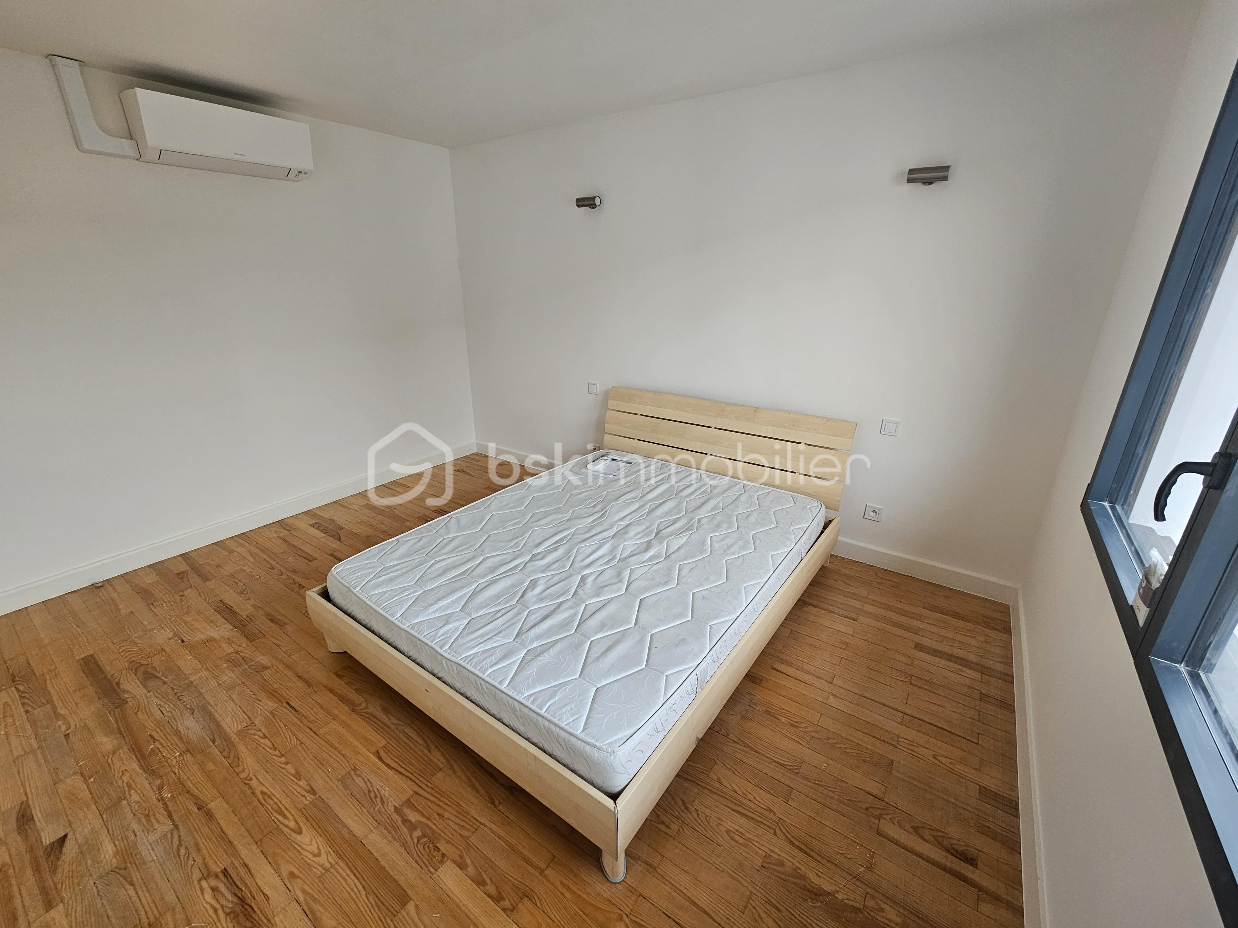 Maison de ville de 150 m² - Ch 3.jpg