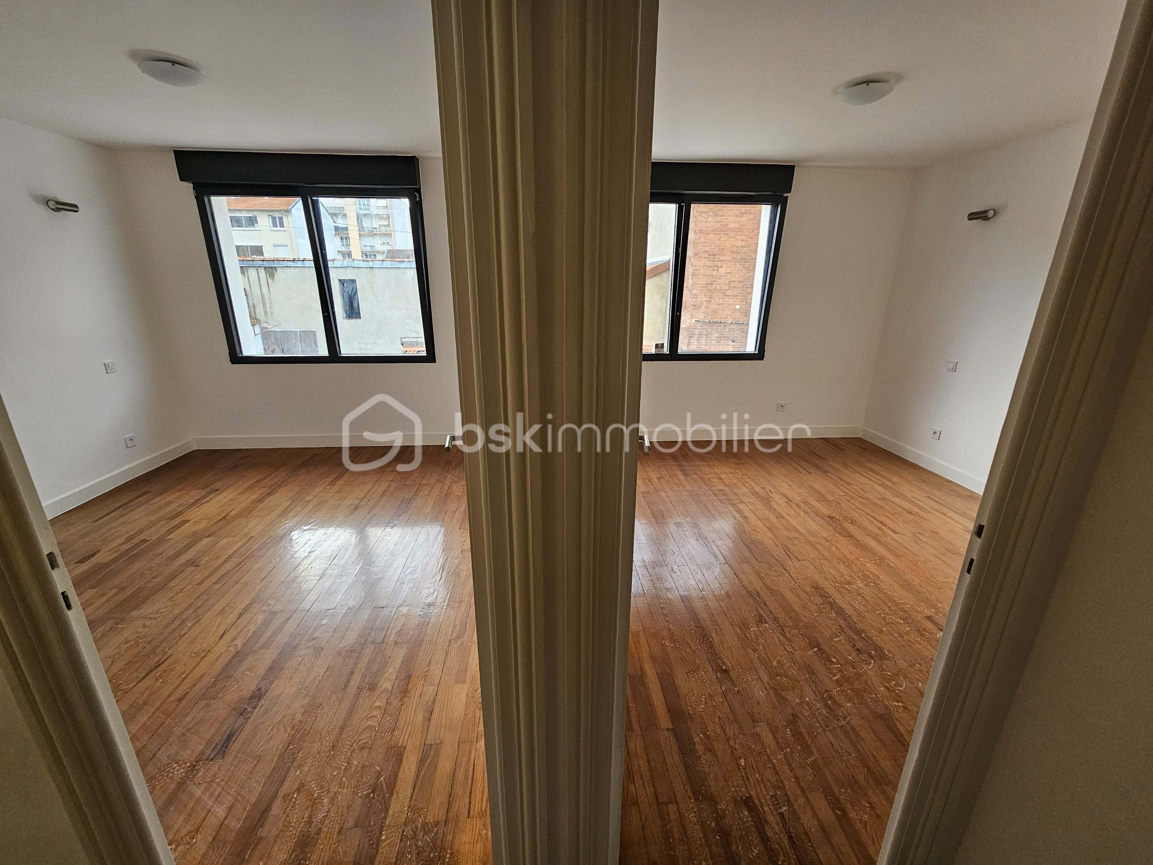 Maison de ville de 150 m² - vue 2 chambres.jpg