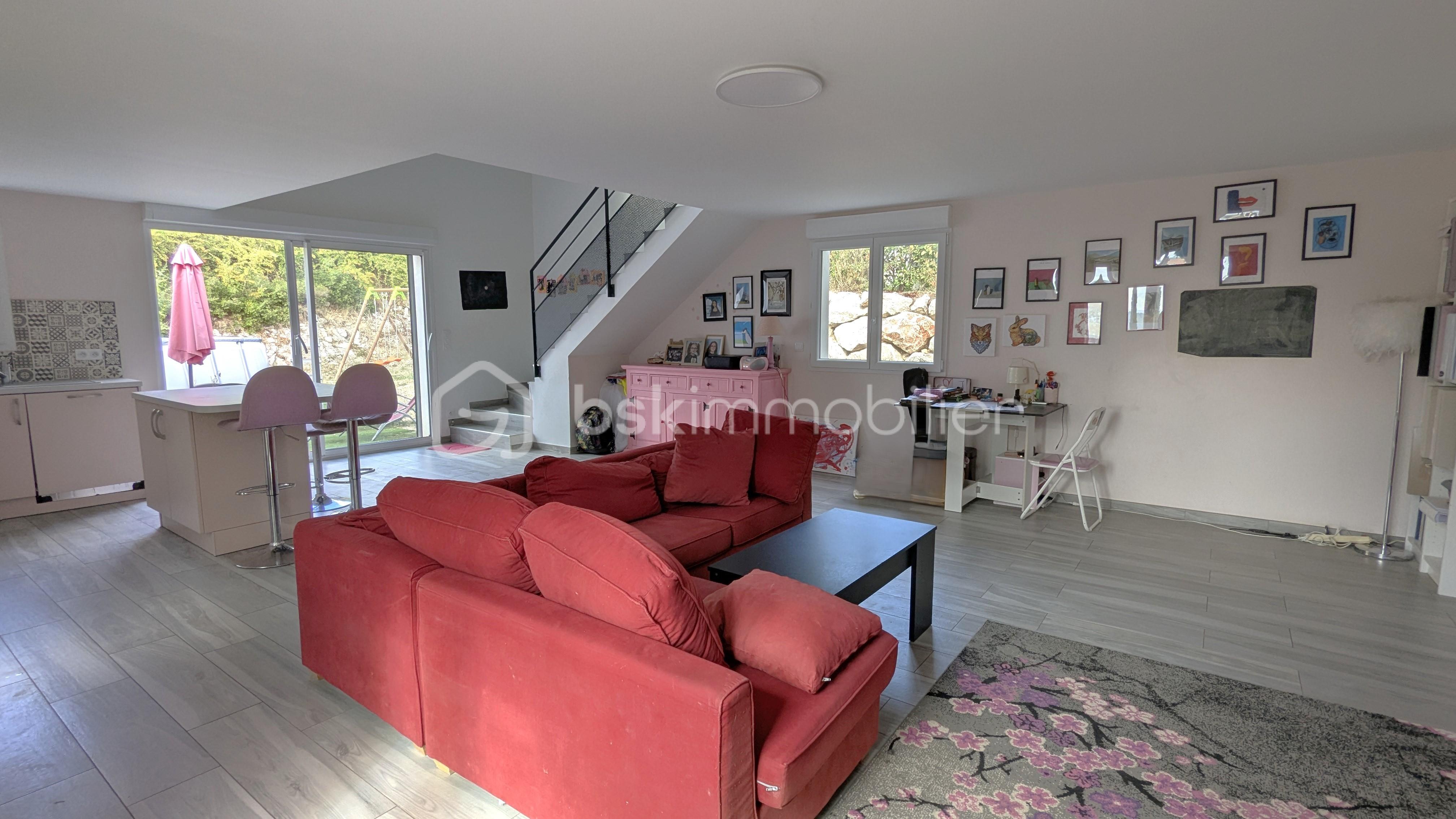 Maison de 227 m² - PXL_20250919_093815044.jpg