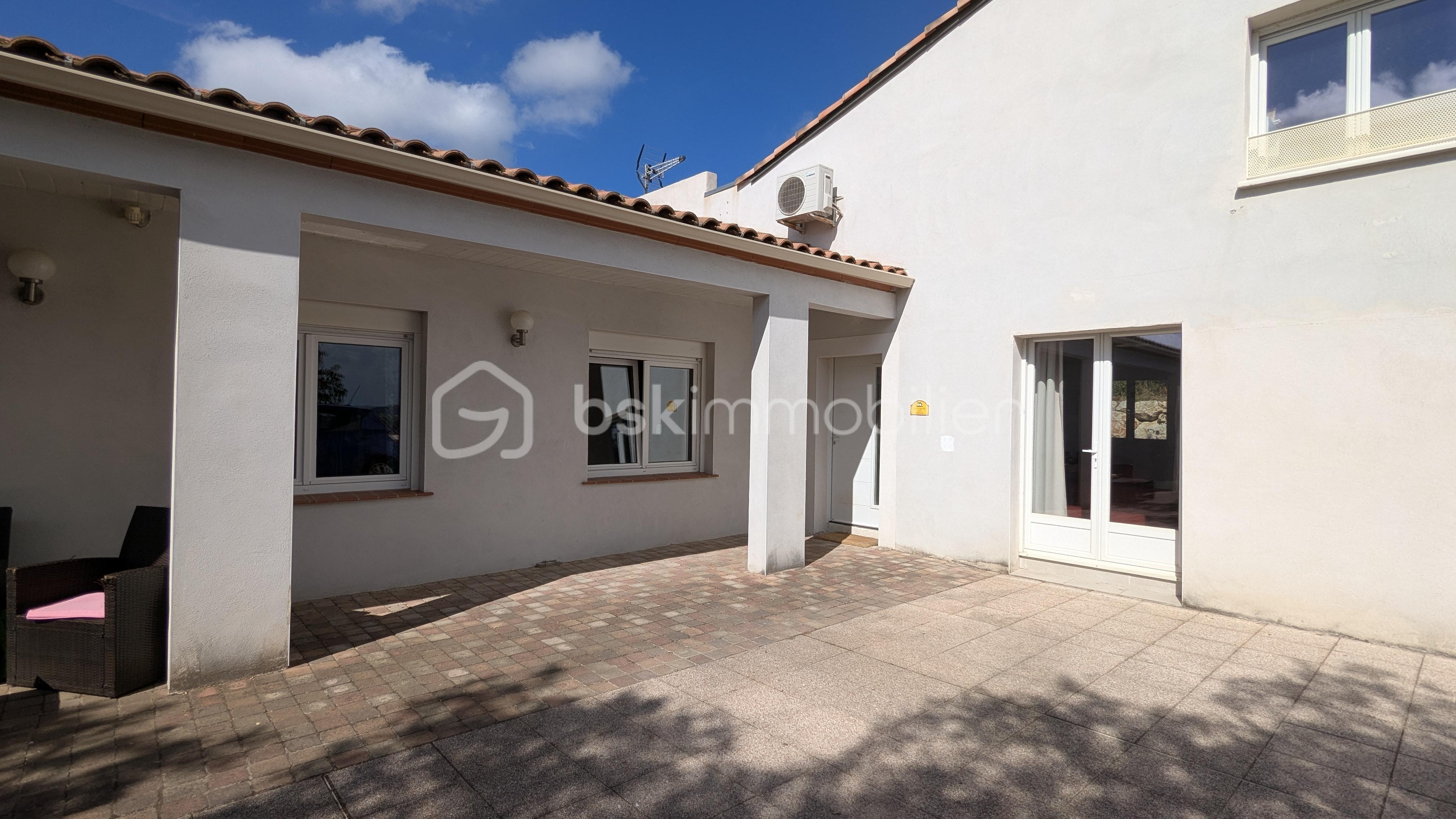 Maison de 227 m² - PXL_20250919_095901211.jpg