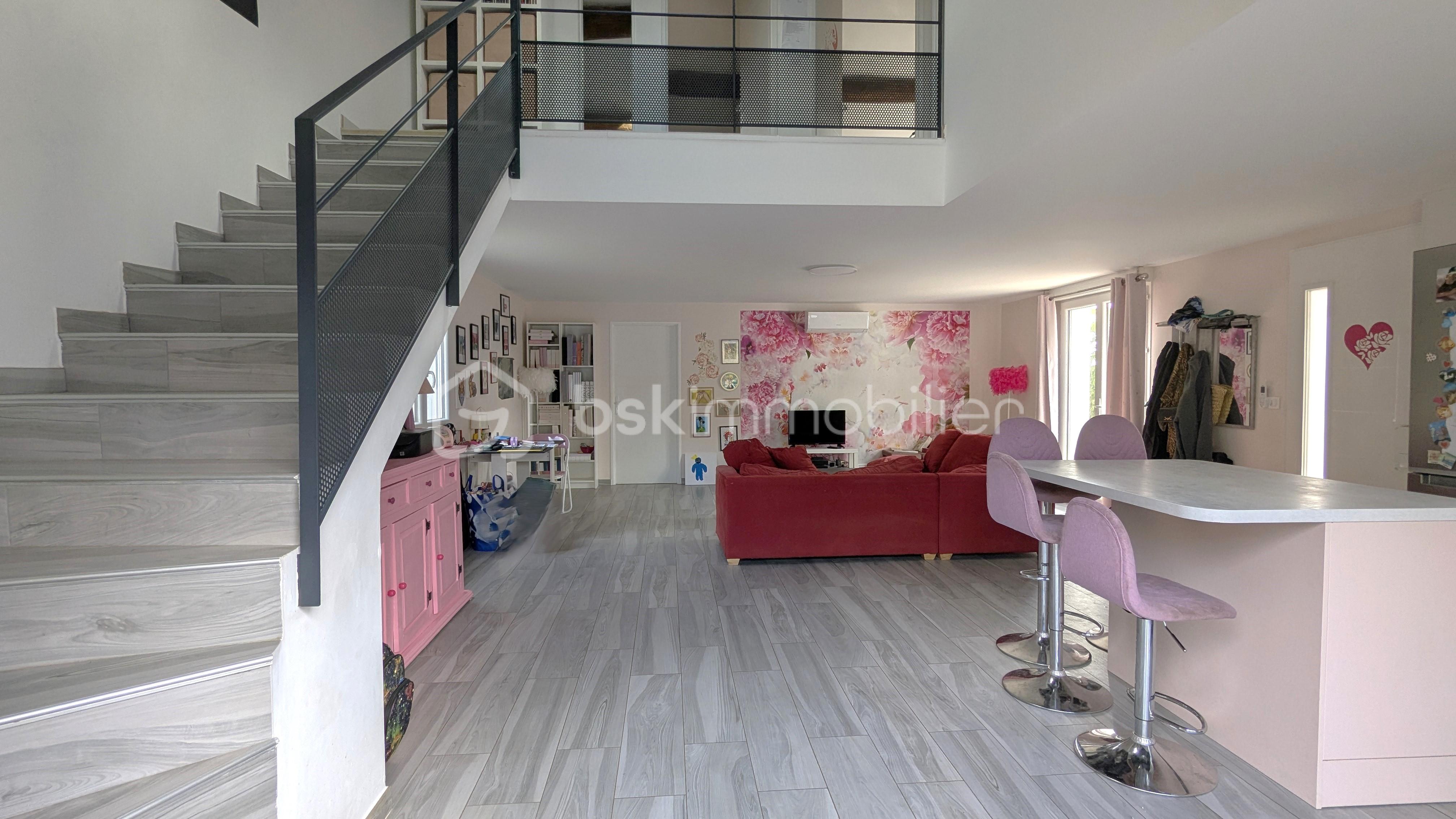Maison de 227 m² - PXL_20250919_093537483.jpg