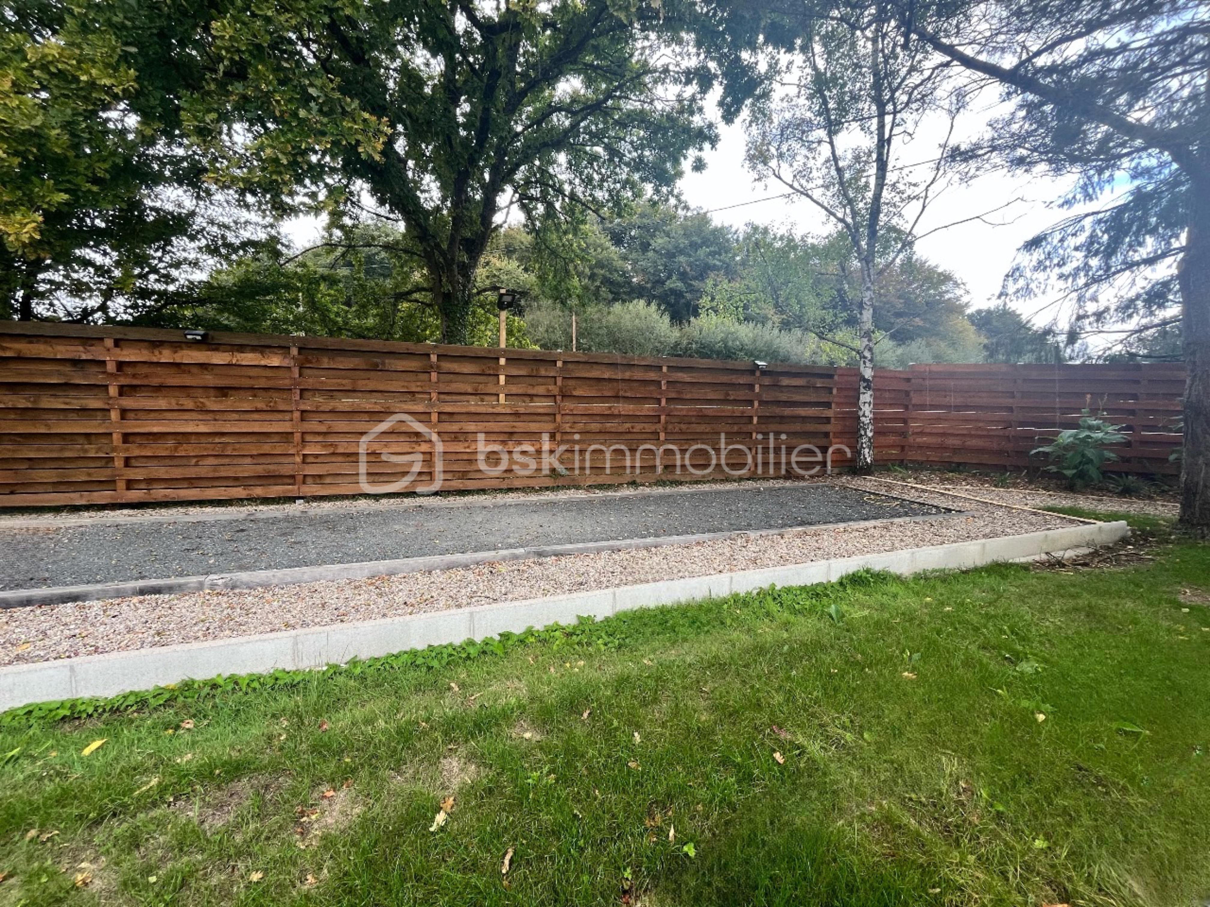 Maison contemporaine de 104 m² - snapedit_1757751138609.jpg