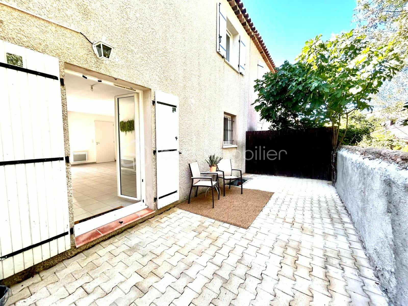Maison jumelee de 83 m² - 8329ead4-e004-4112-a1f6-3a4b15788896.jpg