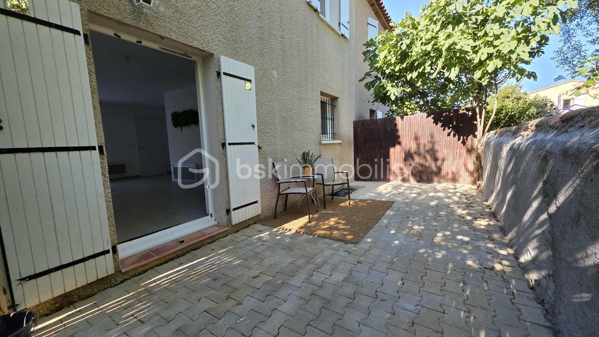 Maison jumelee de 83 m² - ba18a1dd-7f84-44e8-b63d-bcce30d80213.jpg