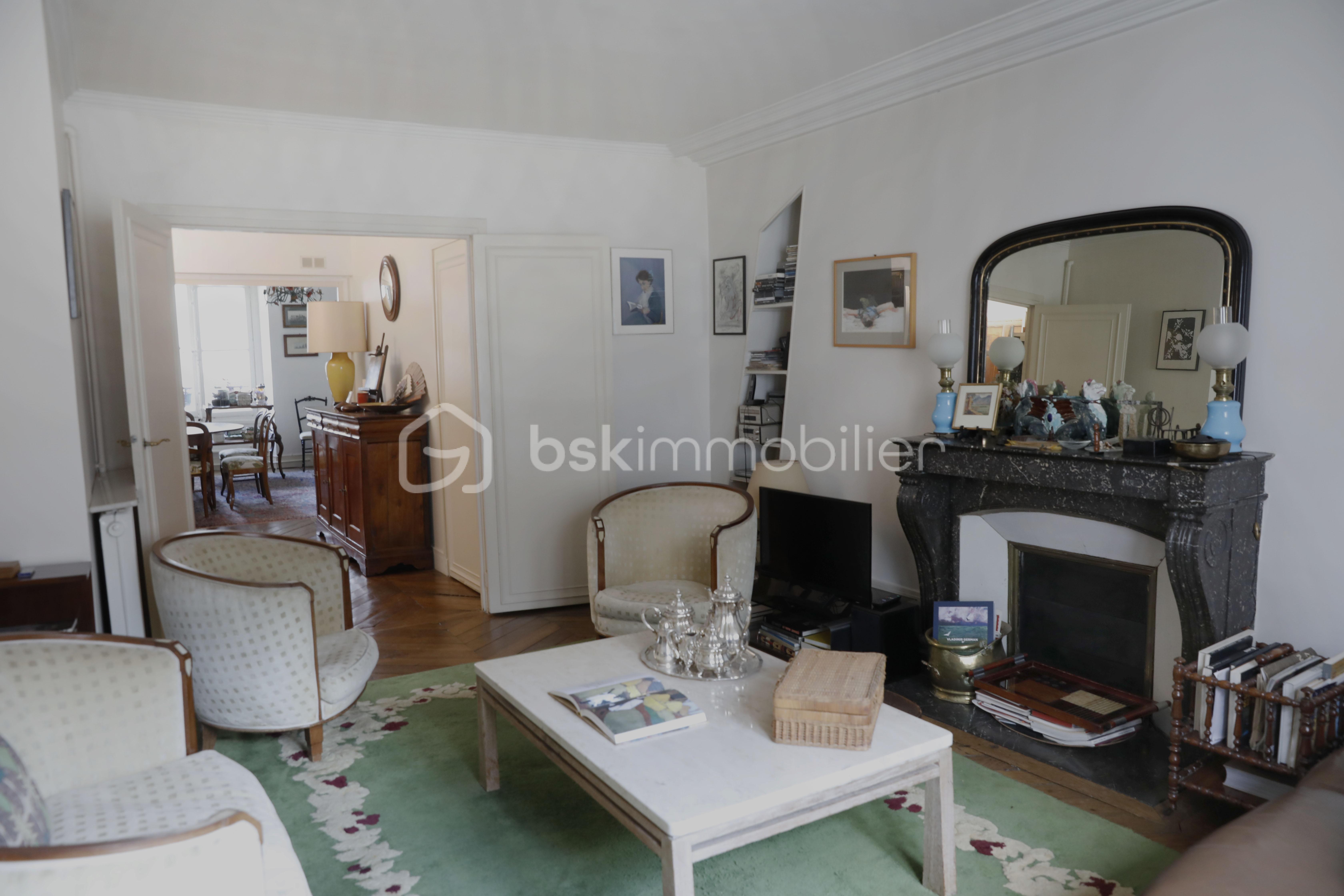 salon +cheminée.jpg