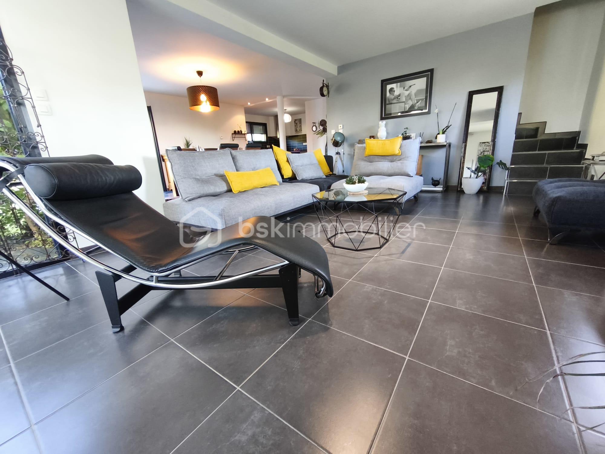Maison 6 pièces 685 m² · à Plouer-sur-Rance · 685 m² · 480 000 €