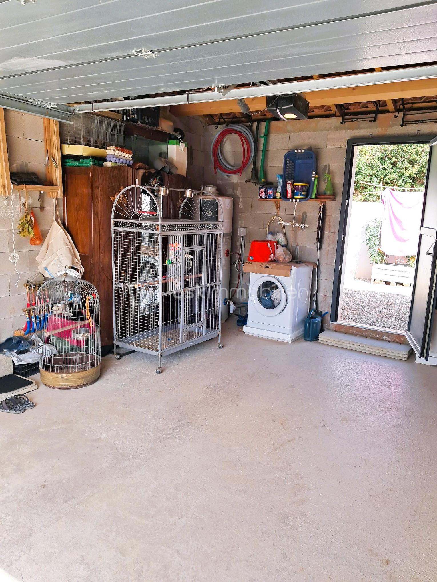 Maison traditionnelle de 59,42 m² - 19 - garage.jpg