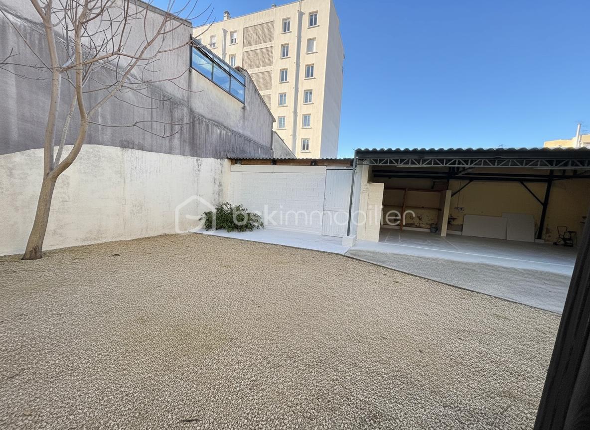 Maison de ville de 172 m² - generated_2025-12-15T14_03_43.140.jpg