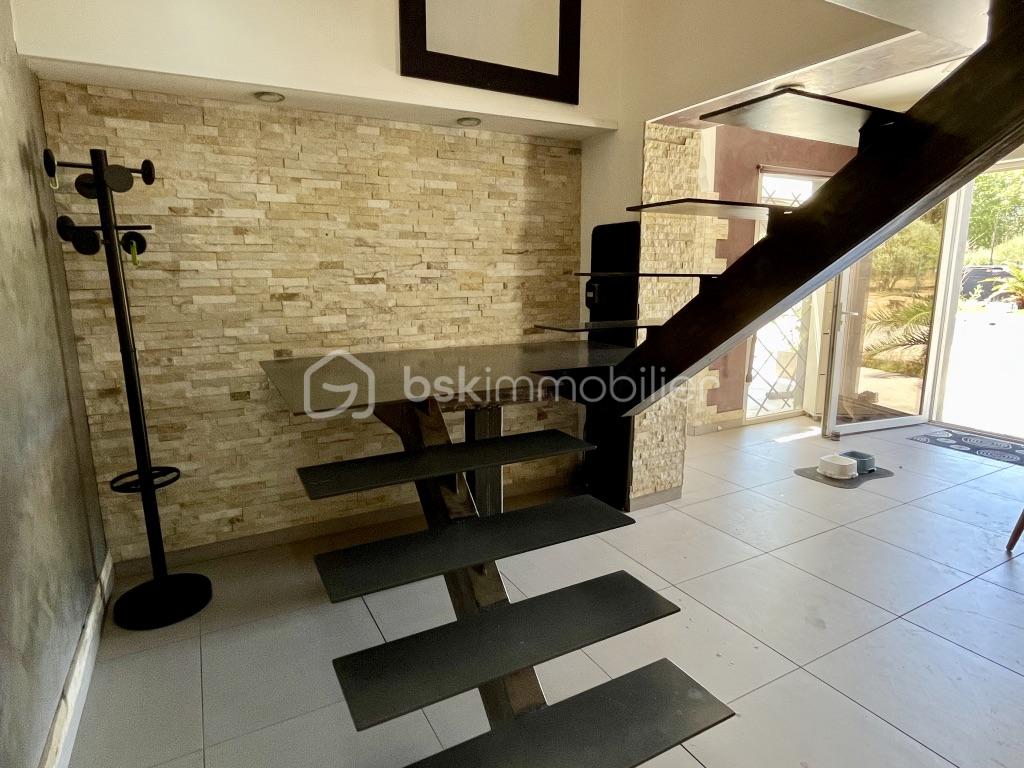 Maison de 192 m² - auDV1q39SNq6u9QUoz+fiA_thumb_2a20.jpg