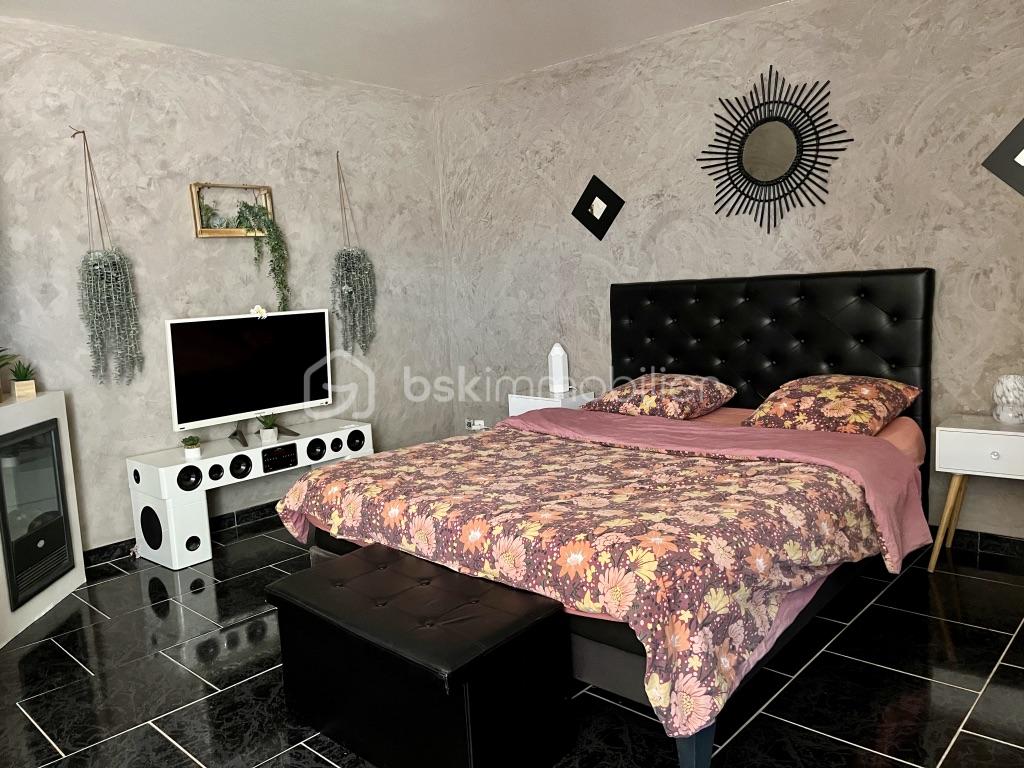 Maison de 192 m² - e1pCWqLCRtG+cpw+jX5uHA_thumb_2a14.jpg