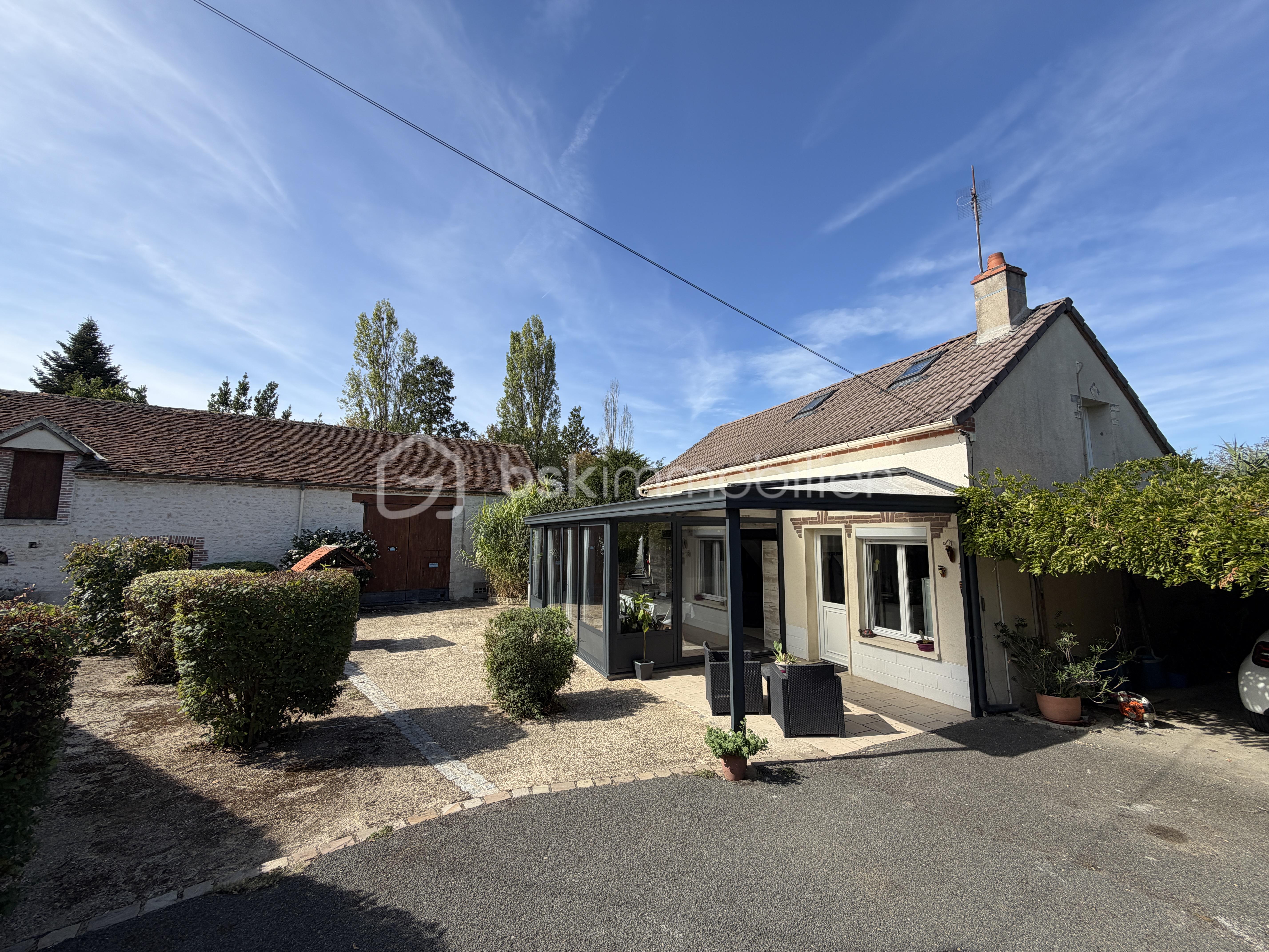 Maison 4 pièces 102 m² · à Villemoutiers · 102 m² · 150 000 €