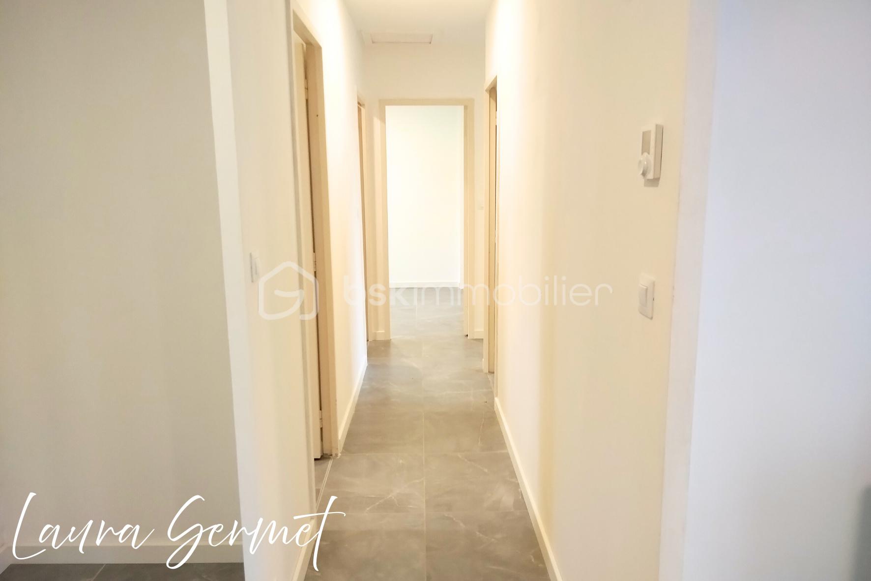 Pavillon de 80 m² - 1000002024.png