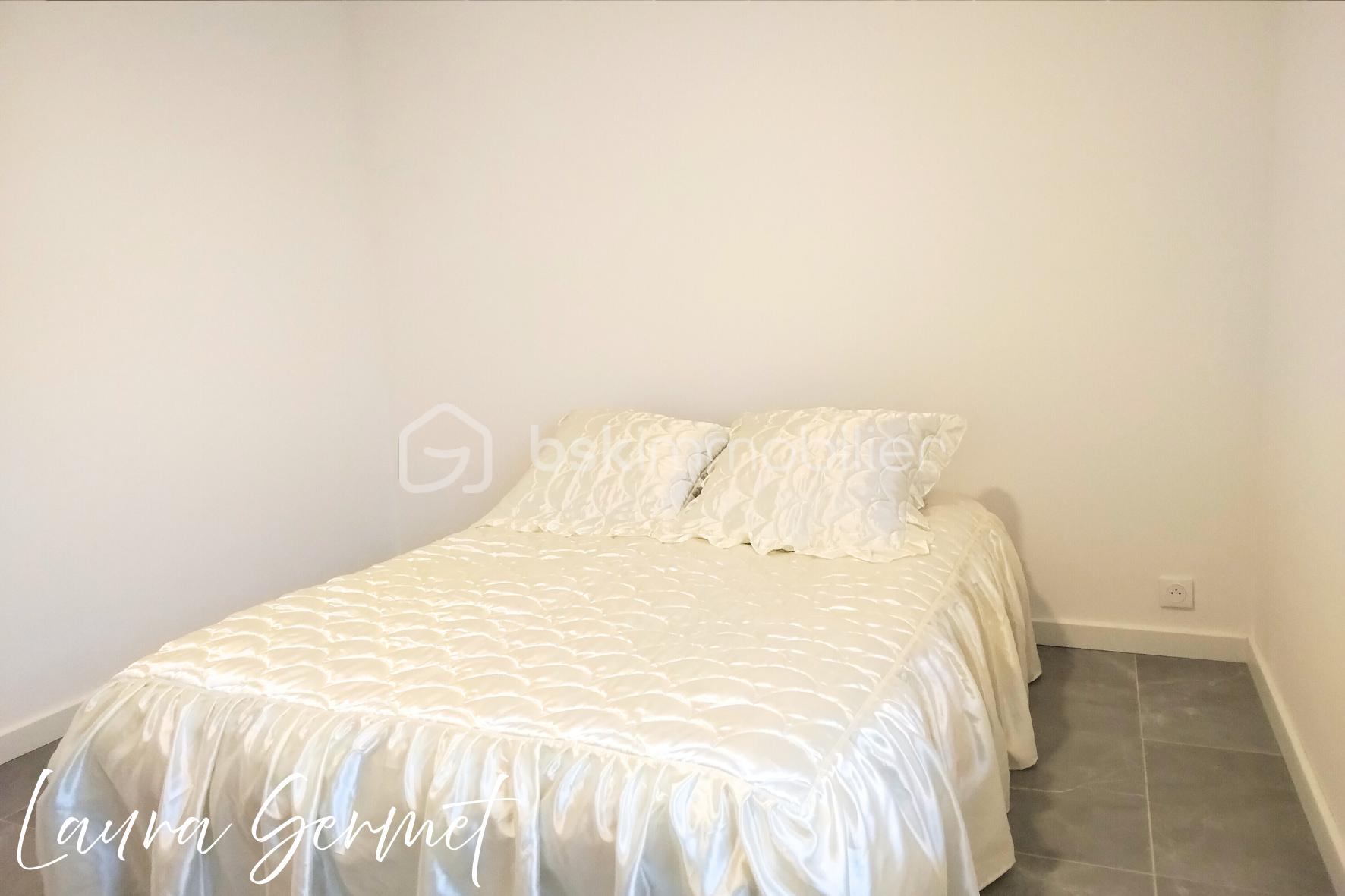 Pavillon de 80 m² - 1000002017.png