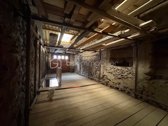 Grange de 137 m² - PHOTO GRANGE UROZ 5.jpg