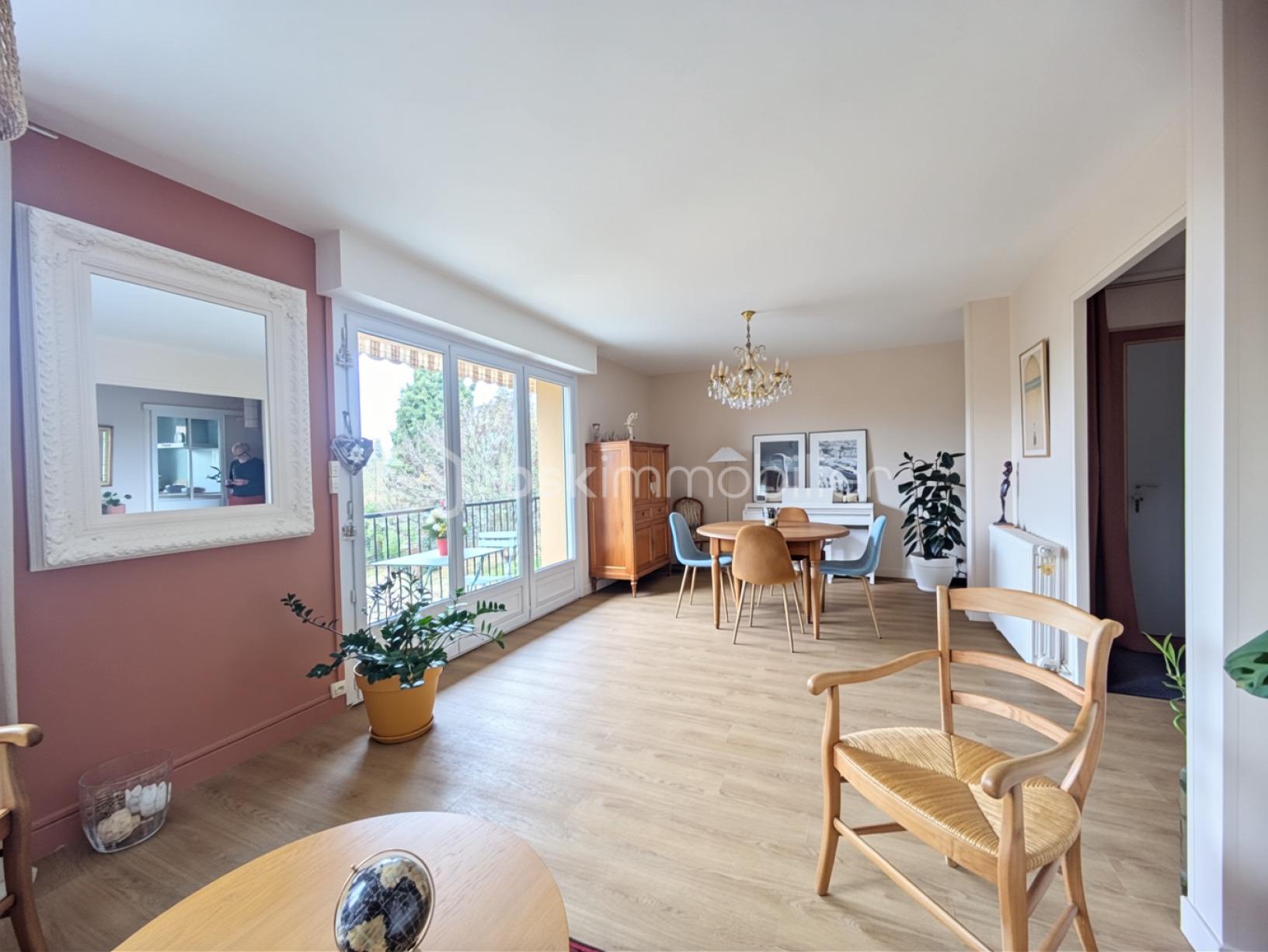 Appartement de 72,25 m² - 3 salon bis.jpg