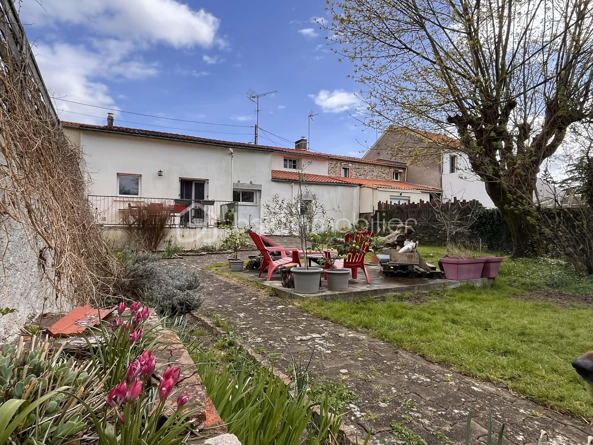 facade arriere cote j.jpg