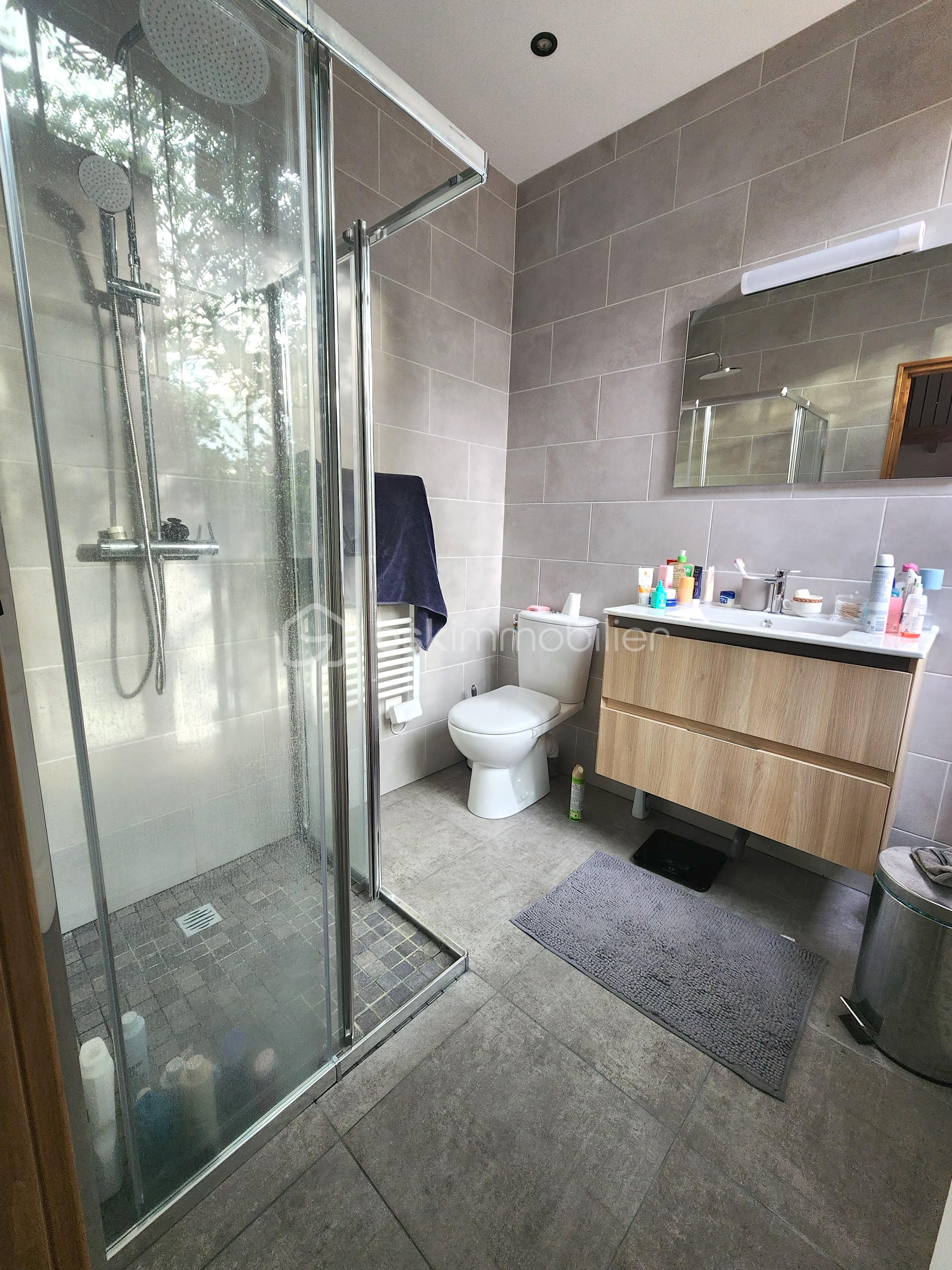 salle do dépendance.jpg