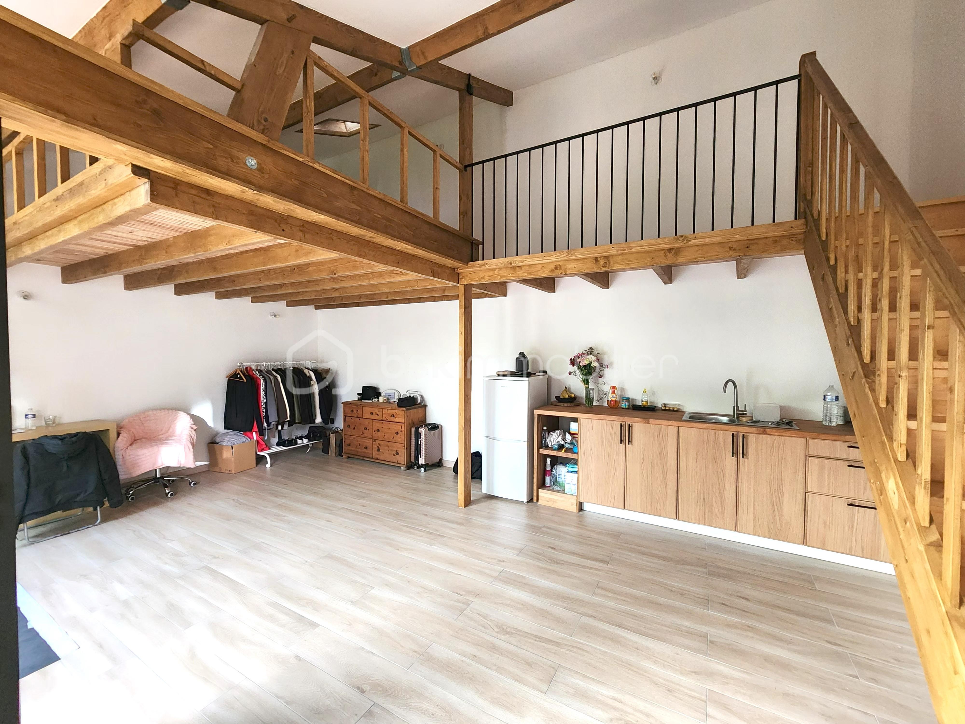 pièce dépendance.jpg