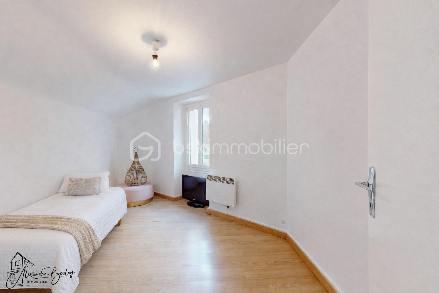 Maison de ville de 81 m² - ec9e57a2-e677-4ec7-9b35-7374e3676b83.png