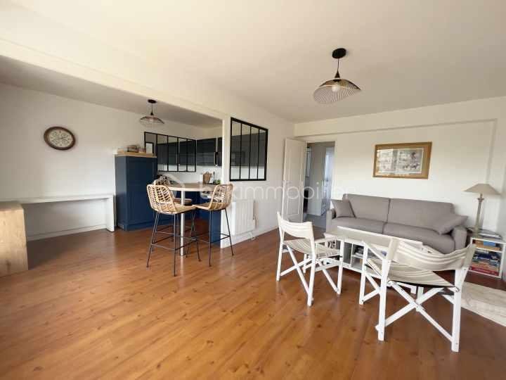 Appartement de 53,27 m² - pièce de vie .jpg