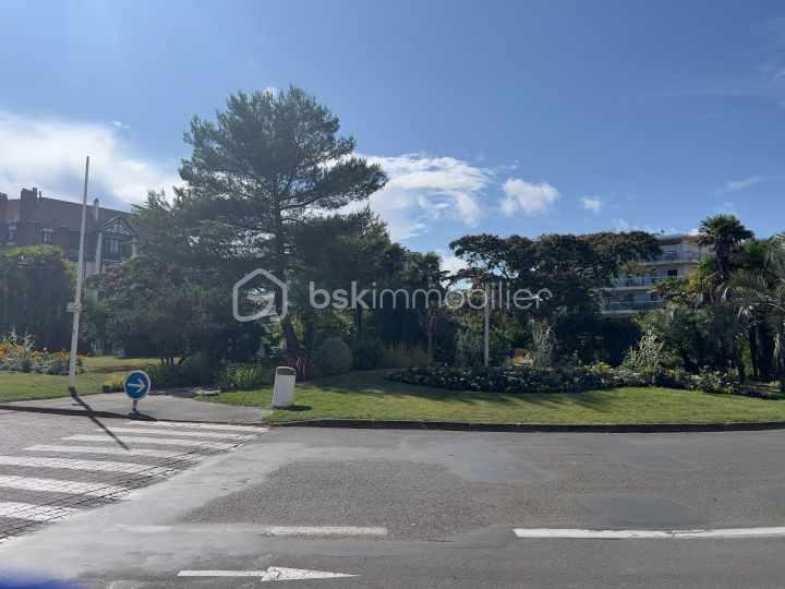 Appartement de 53,27 m² - place des palmiers.jpg
