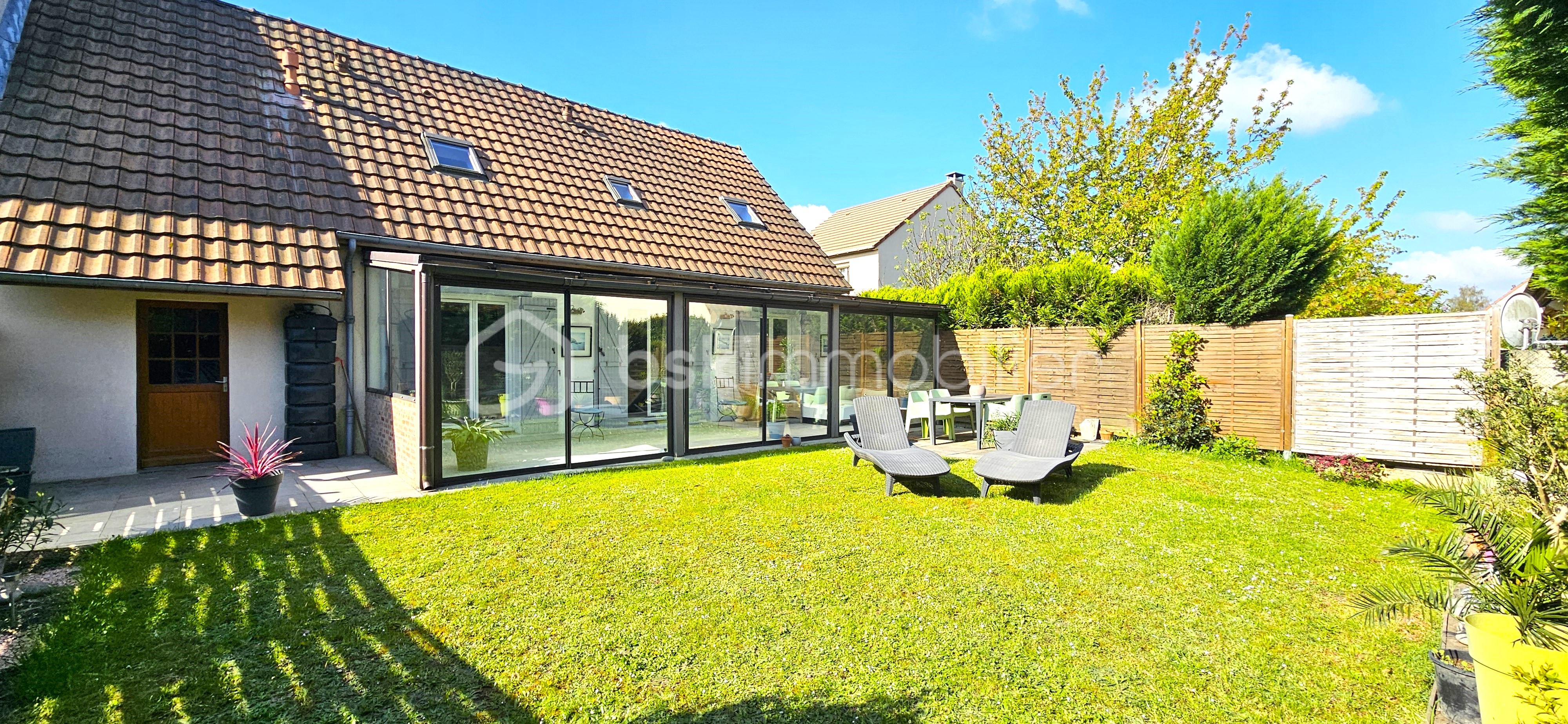 Maison de 130 m² - JRDIN 2.jpg