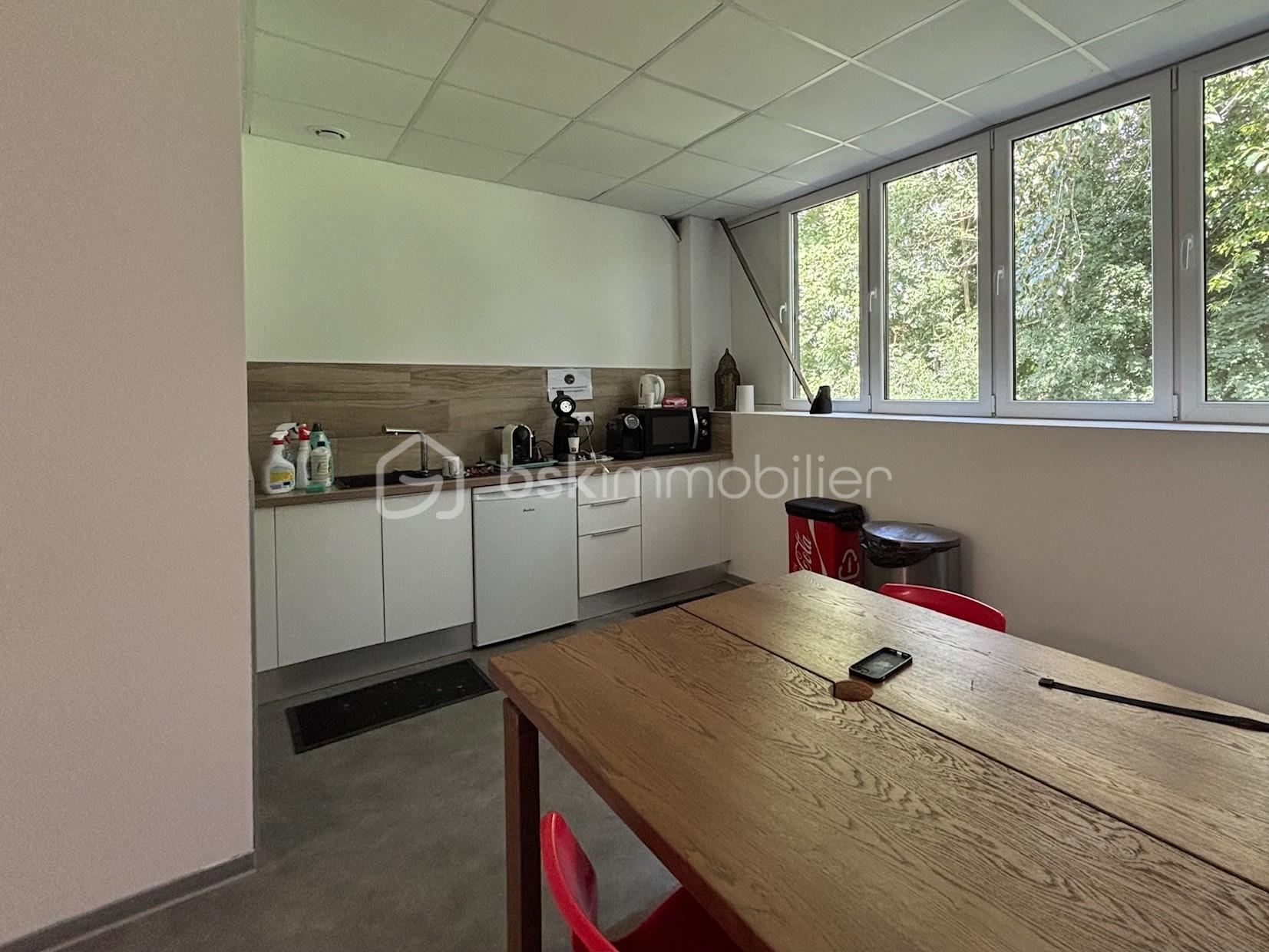 Immeuble mixte de 1 000 m² - thumbnail_IMG_2714.jpg