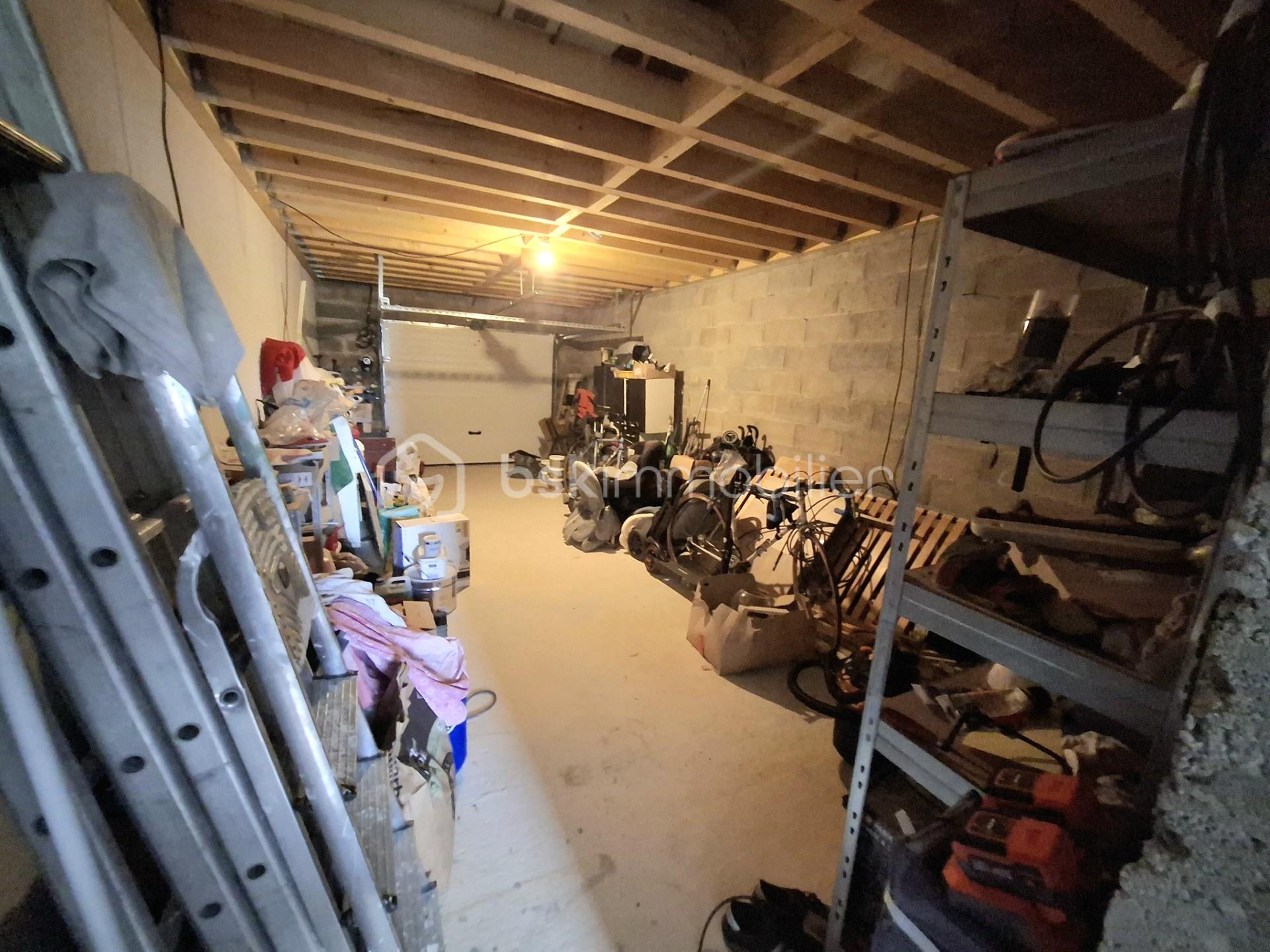 Maison de 140 m² - garage.jpg