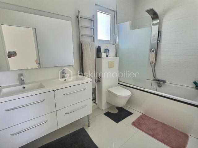 Maison de 147 m² - exposio_132593790.jpg