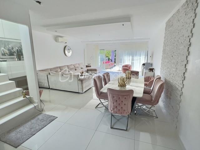 Maison de 147 m² - exposio_132593463.jpg