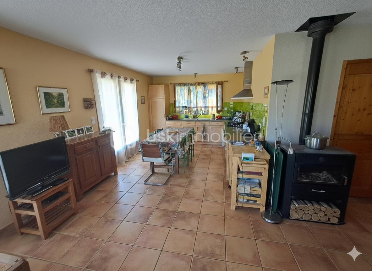 Maison traditionnelle de 80 m² - 57f4df6b-f5d5-4ec9-bdf8-9c141d433ac0.png