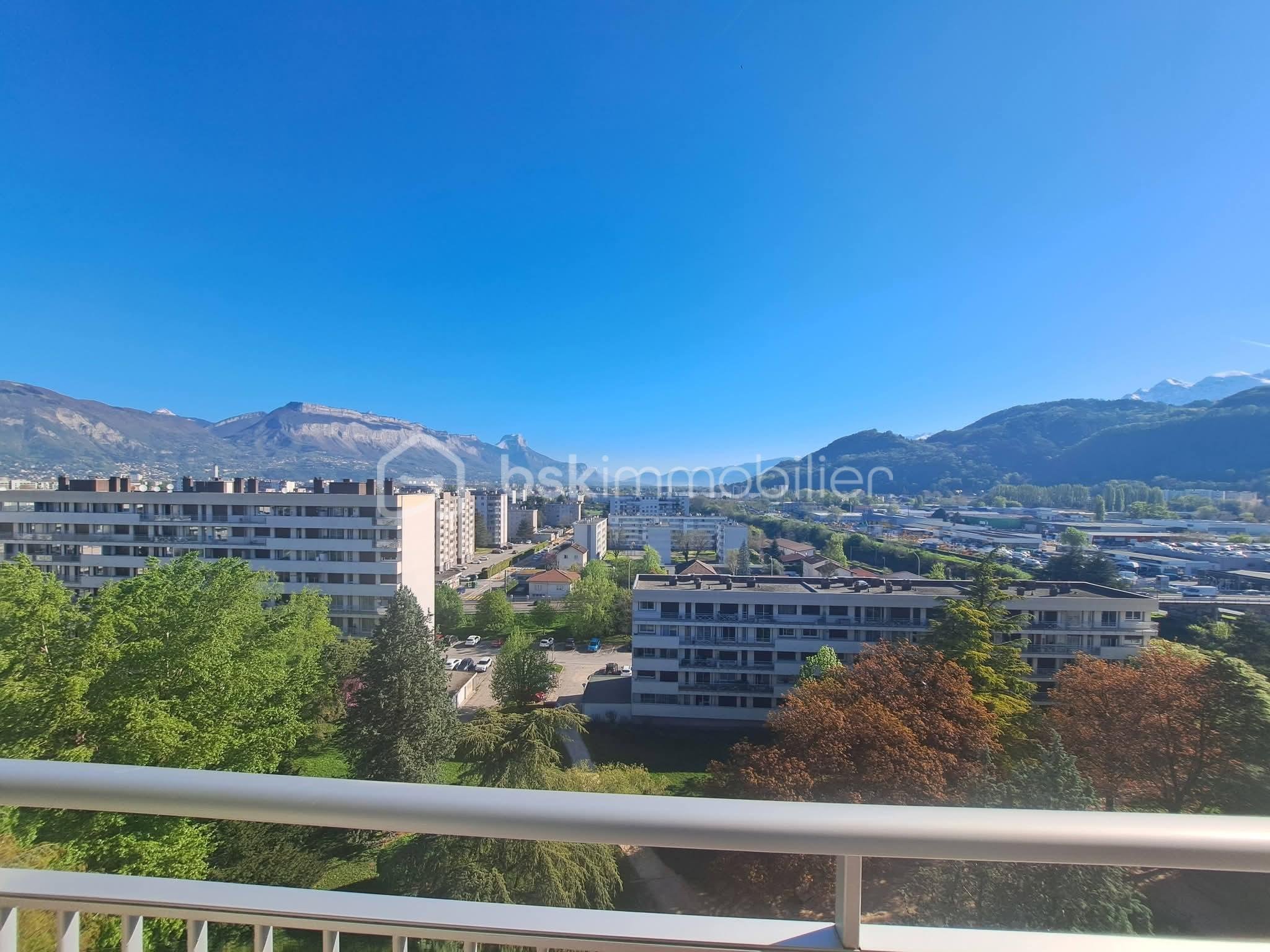 Appartement 3 pièces 70 m² · à Eybens · 70 m² · 135 000 €