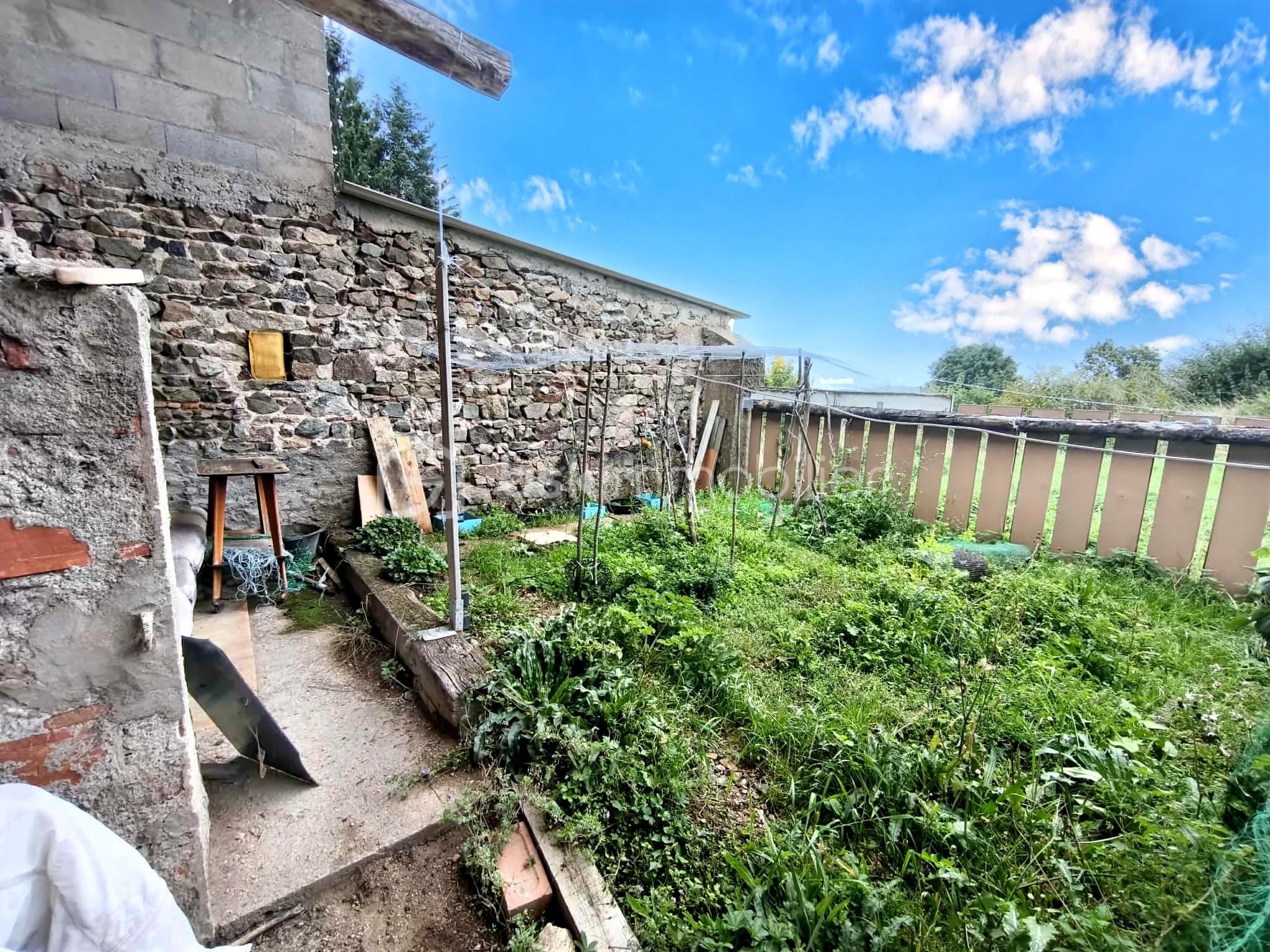 Maison en pierre de 86 m² - be7a7db9-dc1d-4218-9c60-62f46a72215b.jpg