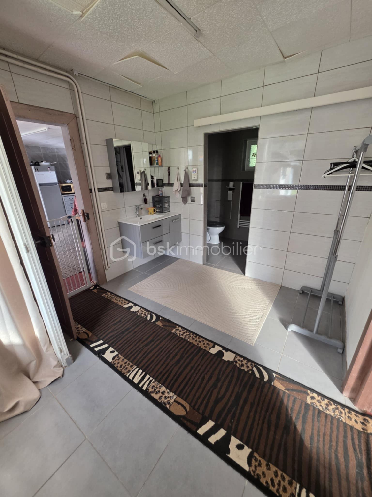 Maison de 91 m² - b8bd2d1e-fbcd-42a1-af82-b81f4c3c06fa.jpg