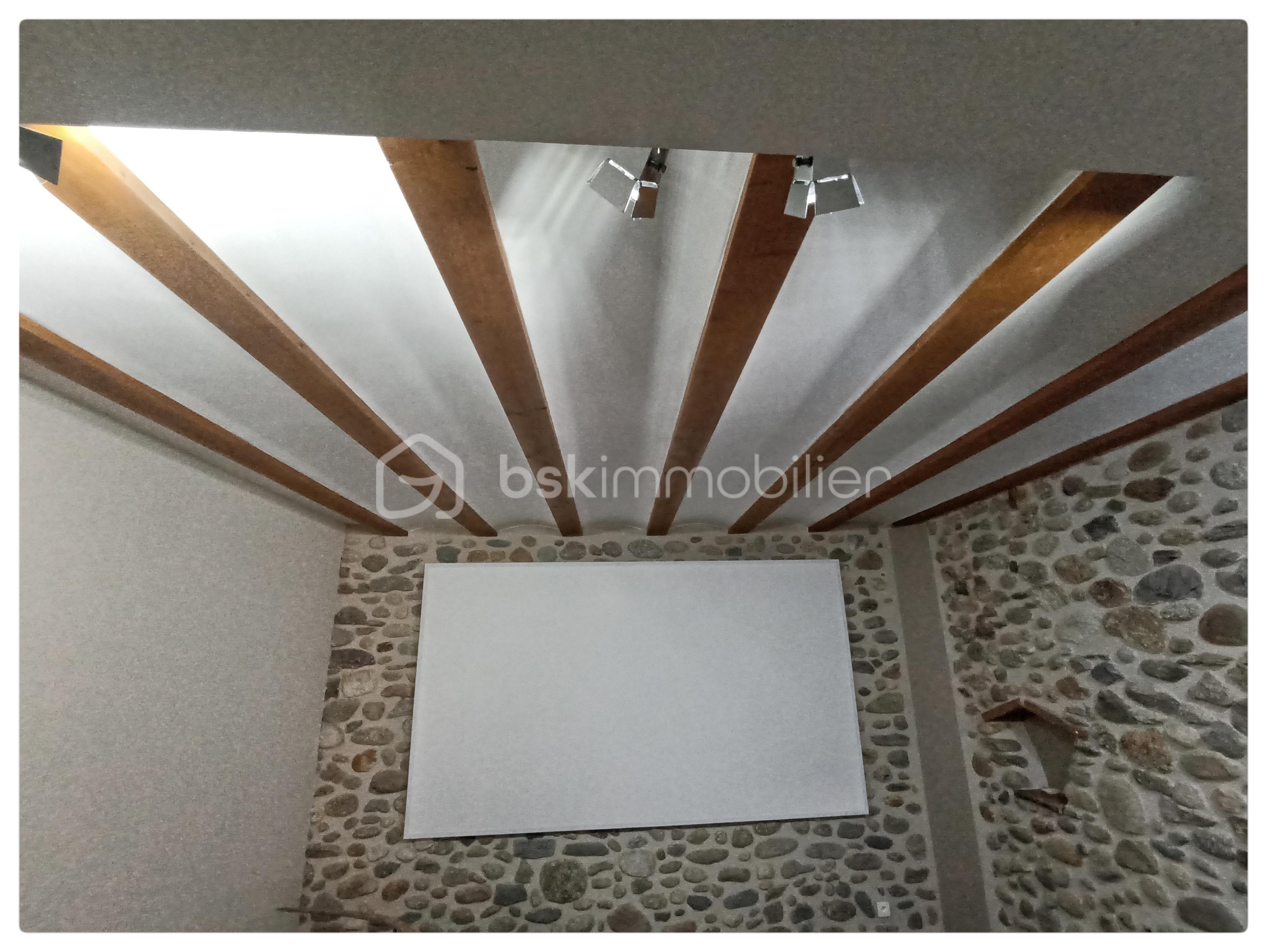 Appartement de 142,33 m² - Rétroprojecteur.jpeg
