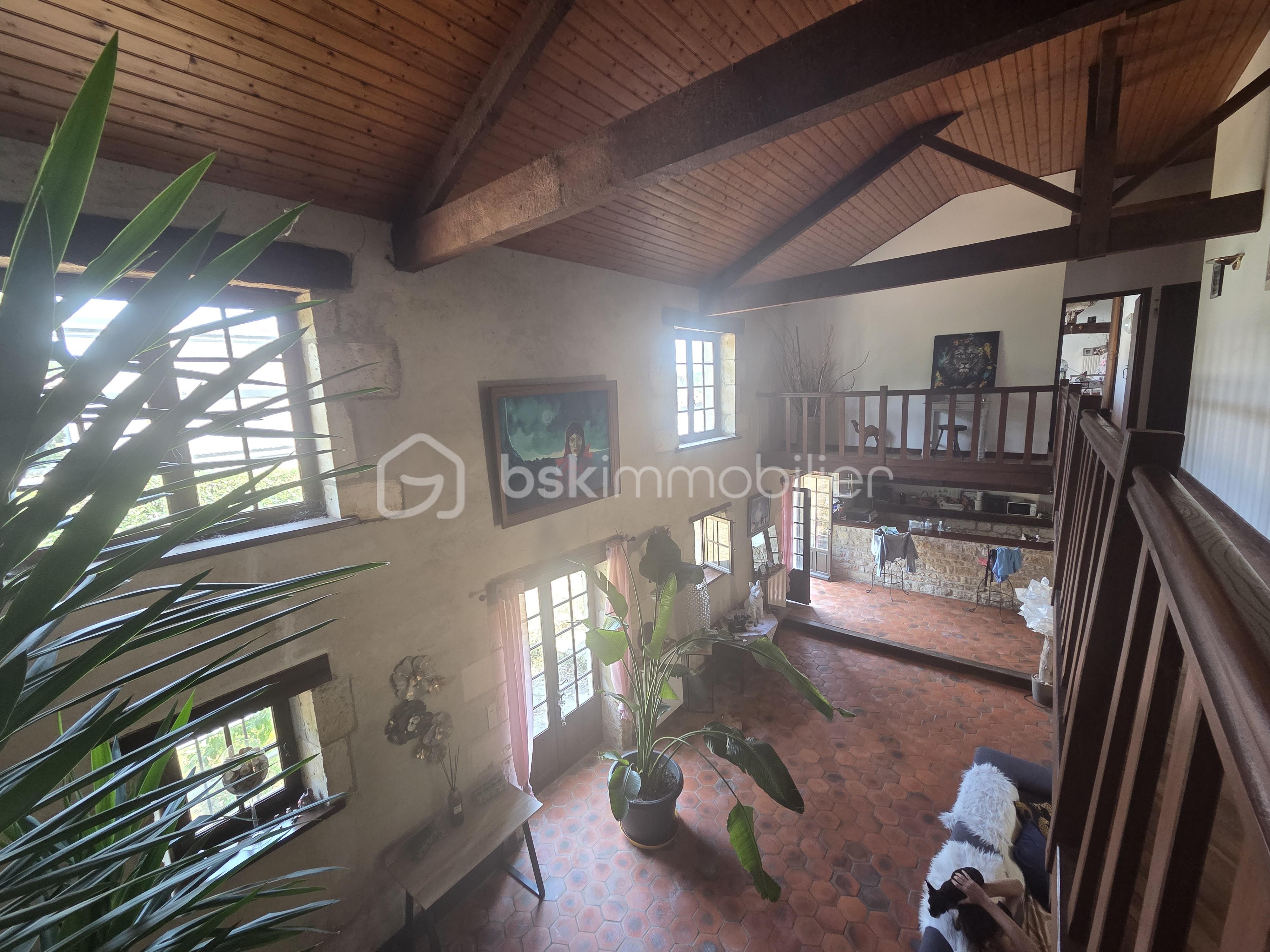 Maison charentaise de 277 m² - EN HAUT.jpg