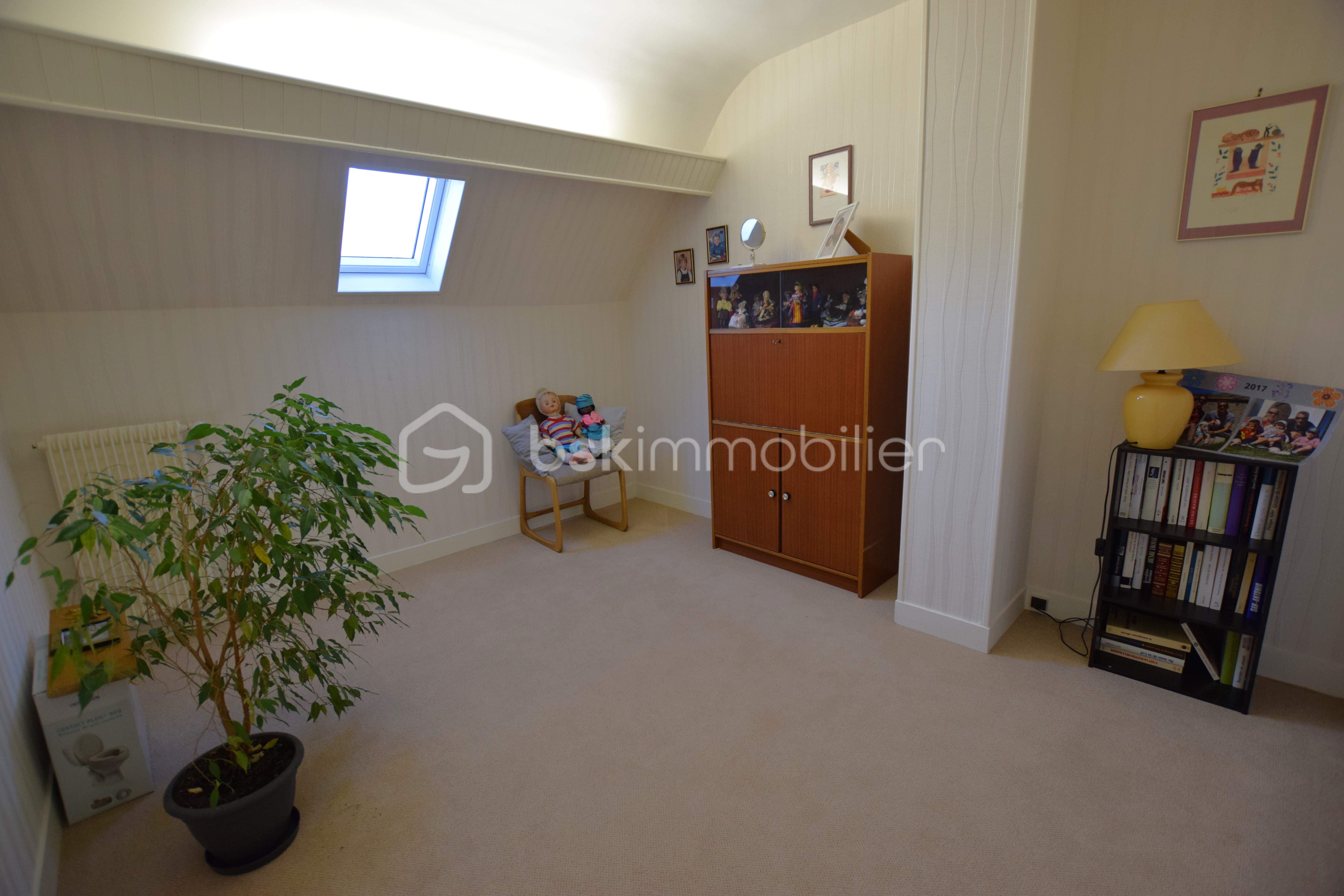 Maison de 145 m² - CHAMBRE VELUX.JPG