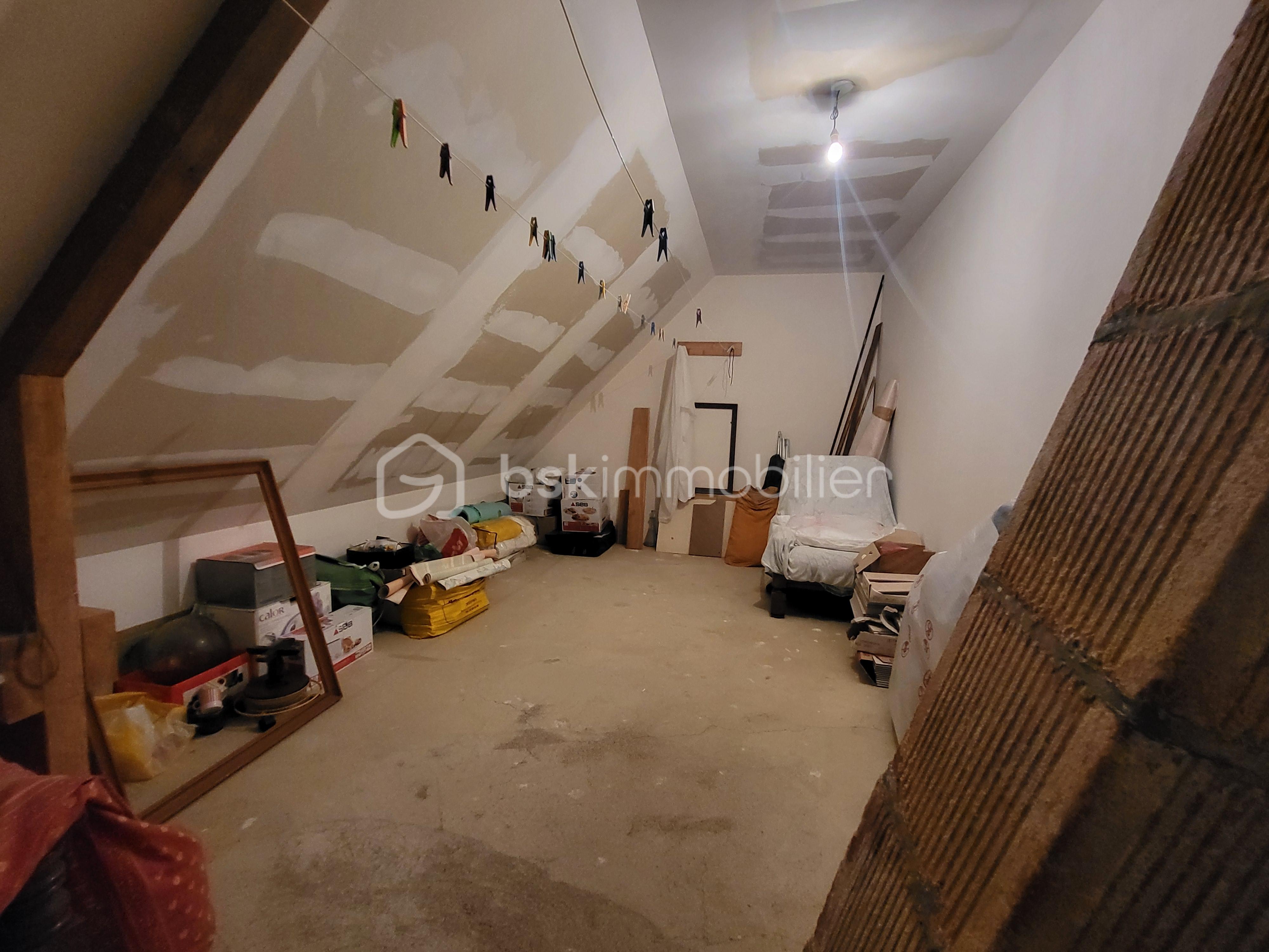 Maison de 140 m² - annexe salle de bain.jpg