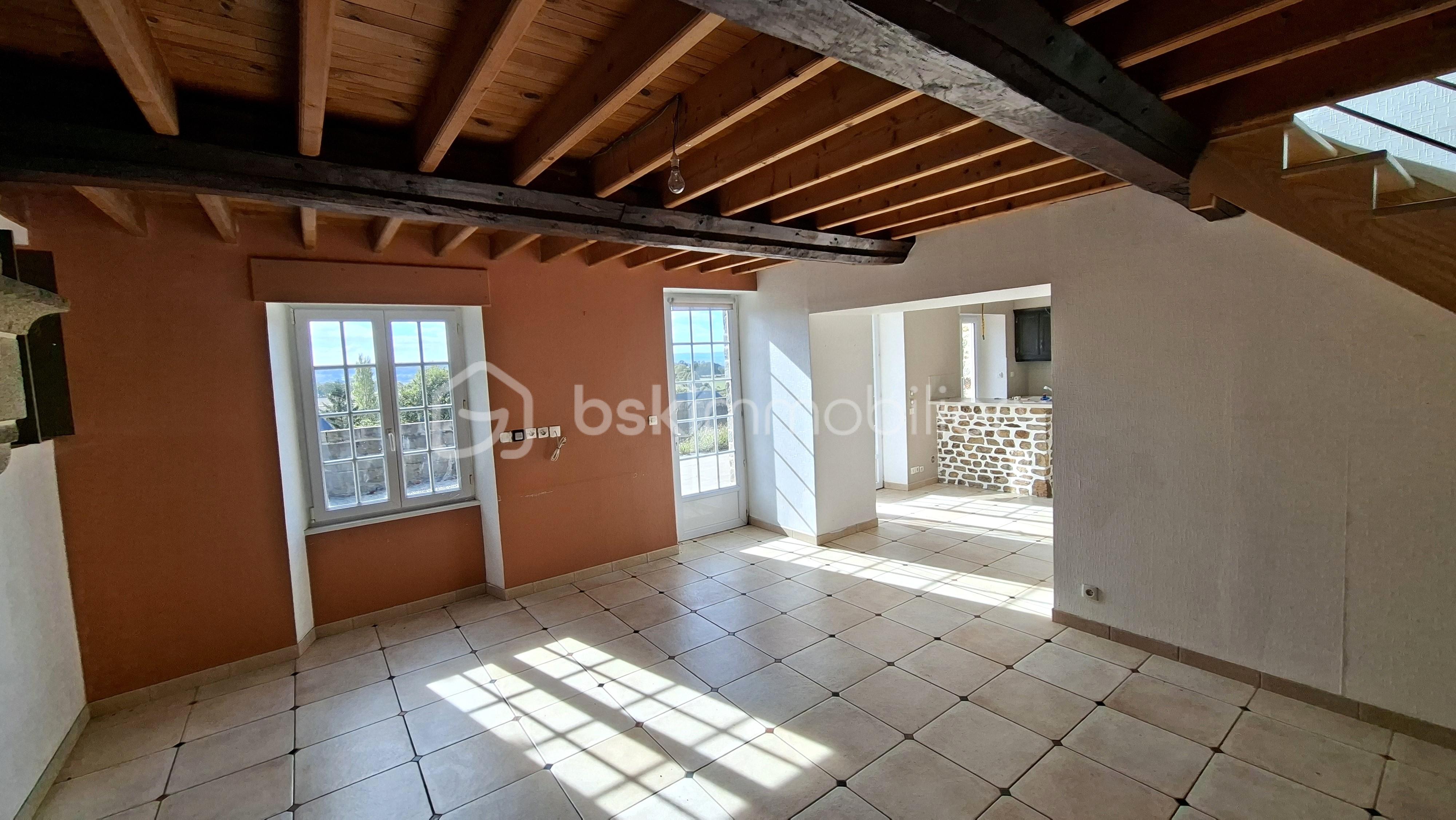 SUARD SALLE VERS CUISINE .jpg