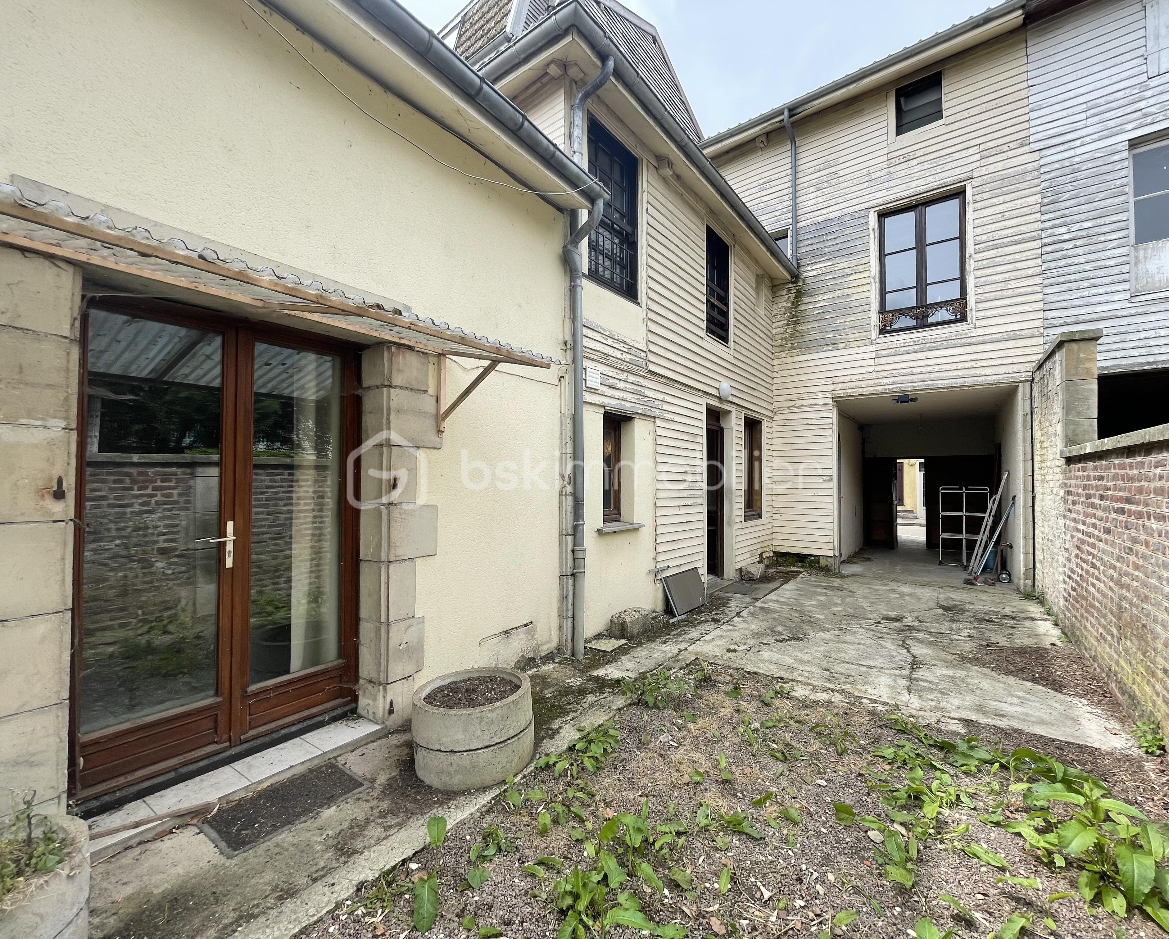 Immeuble de 135 m² - extérieur 2.jpg