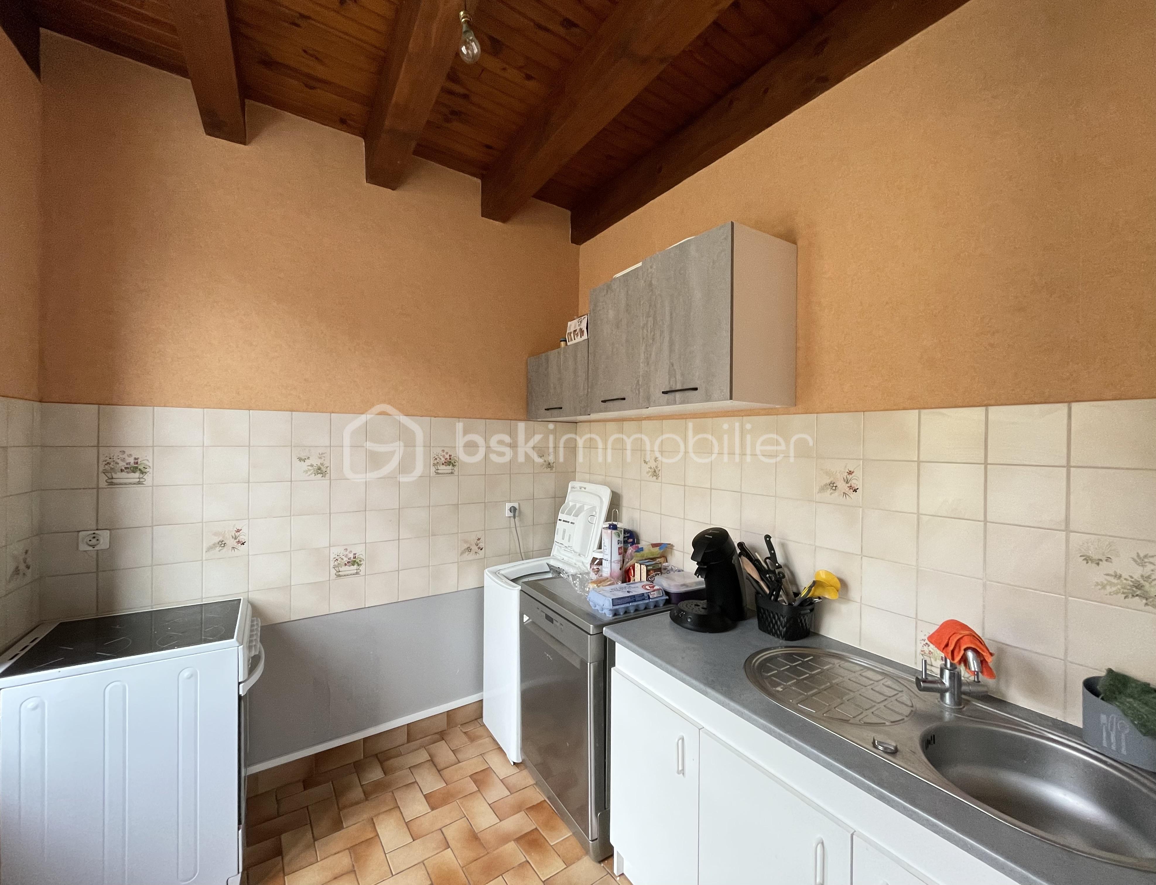 Immeuble de 135 m² - cuisine appt 2.jpg