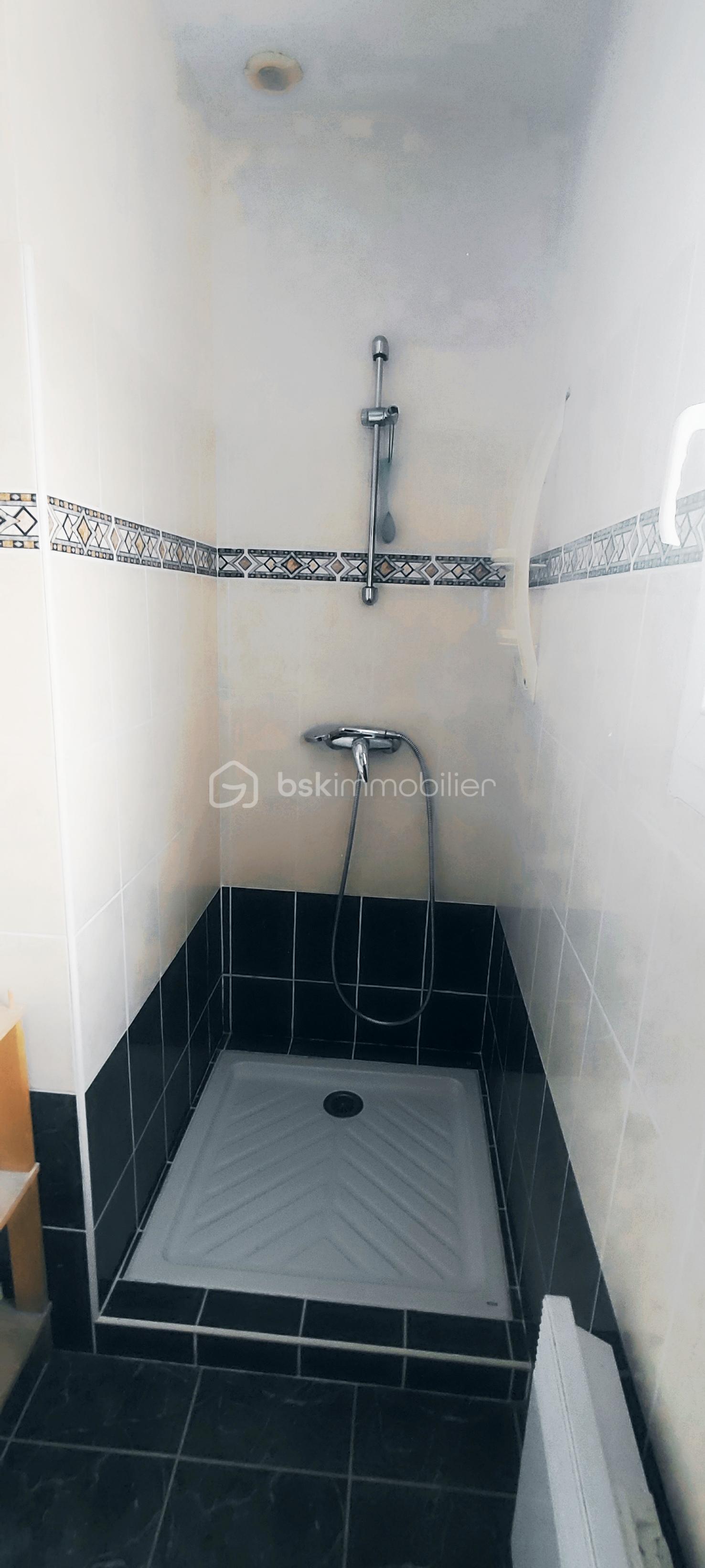 Maison contemporaine de 75 m² - 1760882779655.jpg