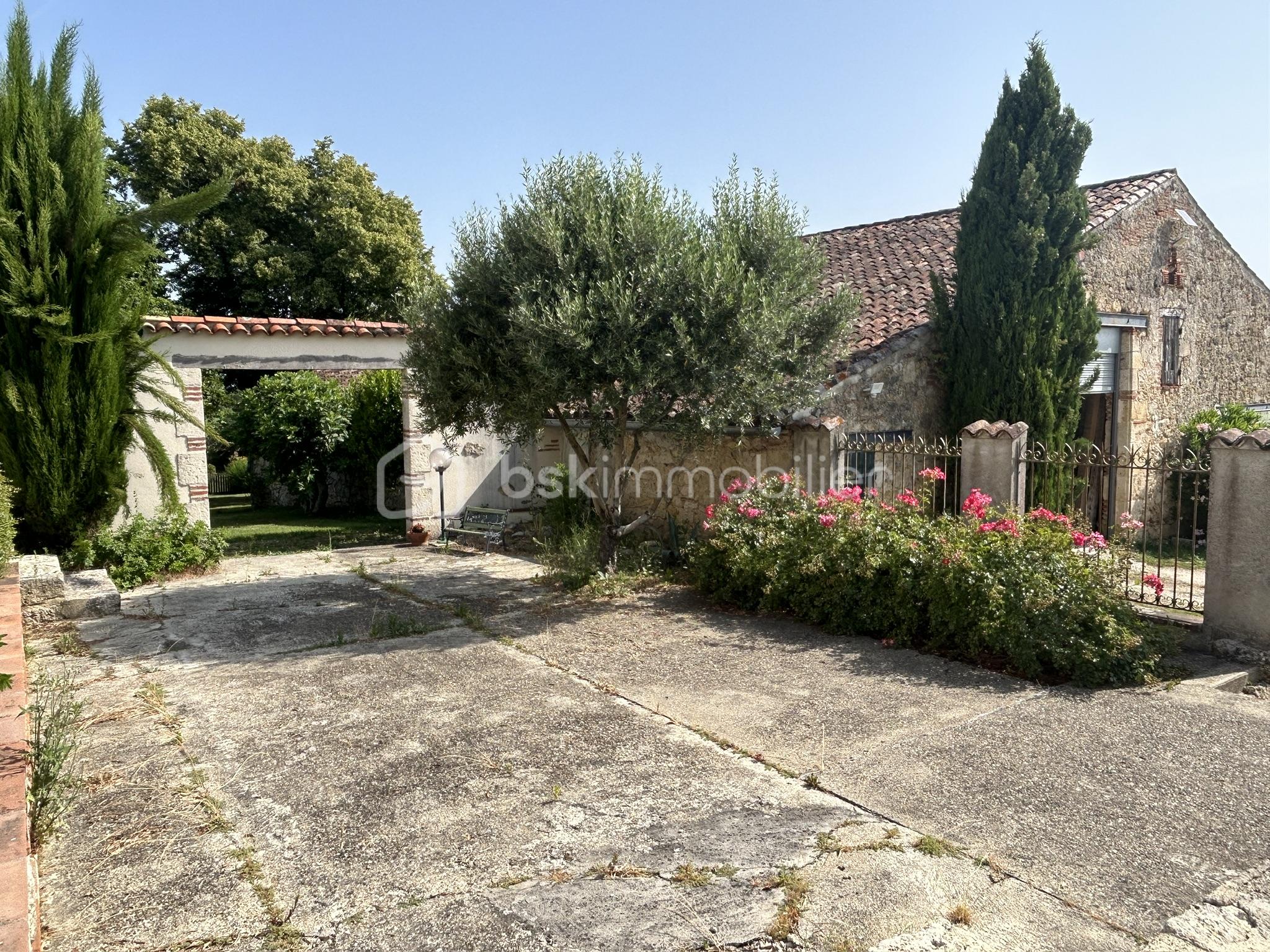 Maison de 221 m² - 984FB656-FCE1-4B6D-A282-9048FC2754B4_1_102_o.jpeg