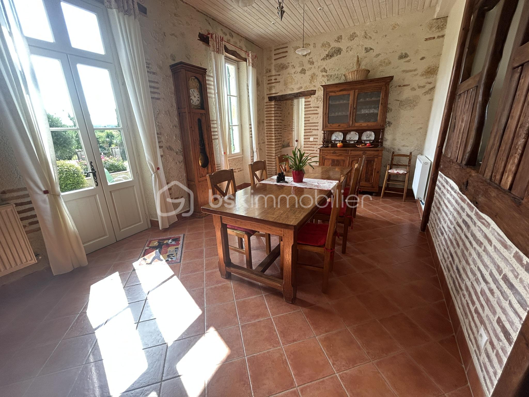 Maison de 221 m² - 0DE9FC5D-134C-4BCC-94A9-164040BD95D5_1_102_o.jpeg