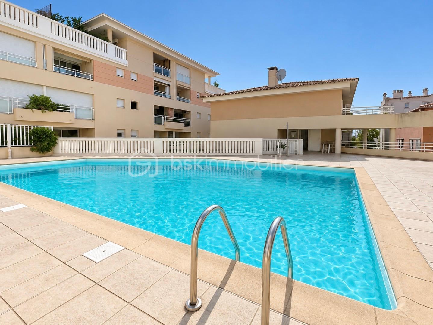 PISCINE.jpeg