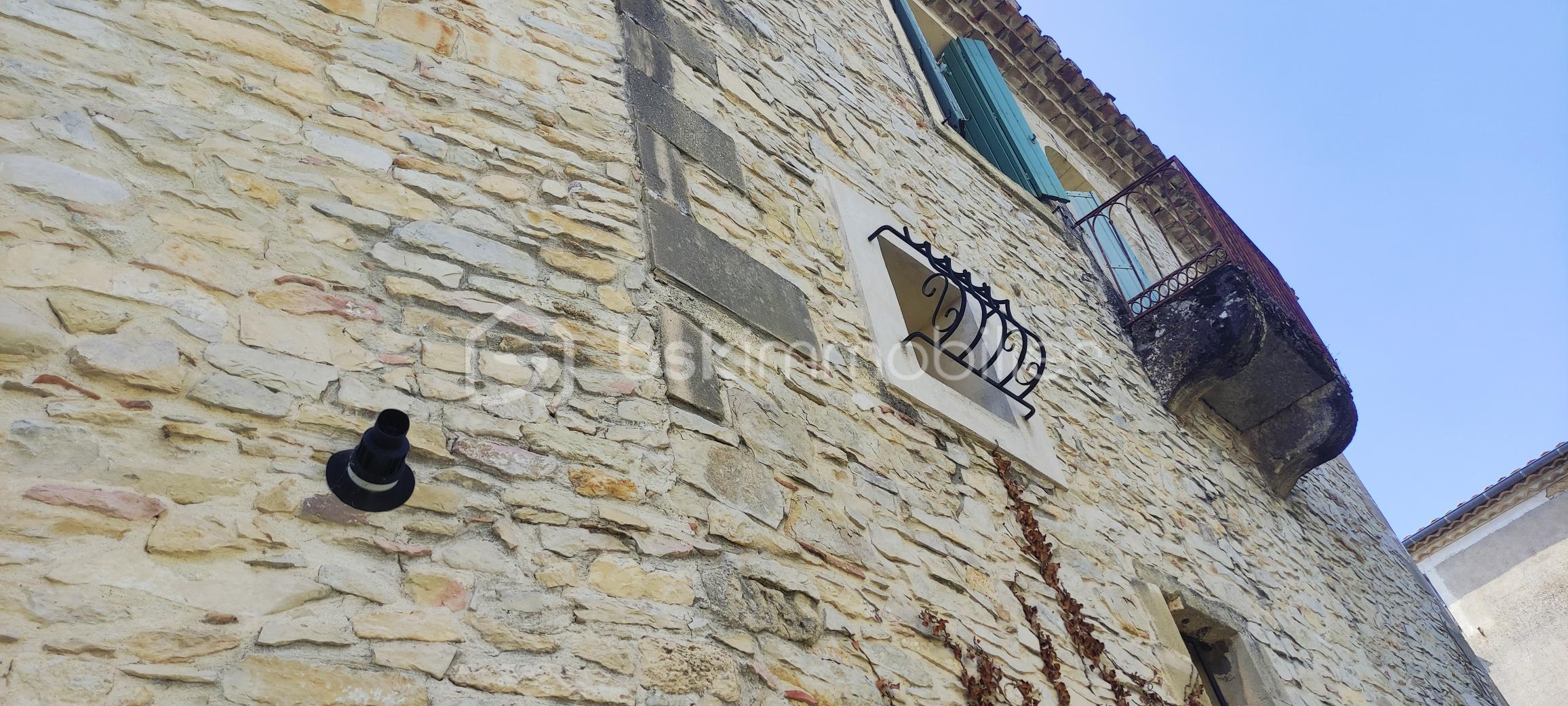 façade 2 .jpg