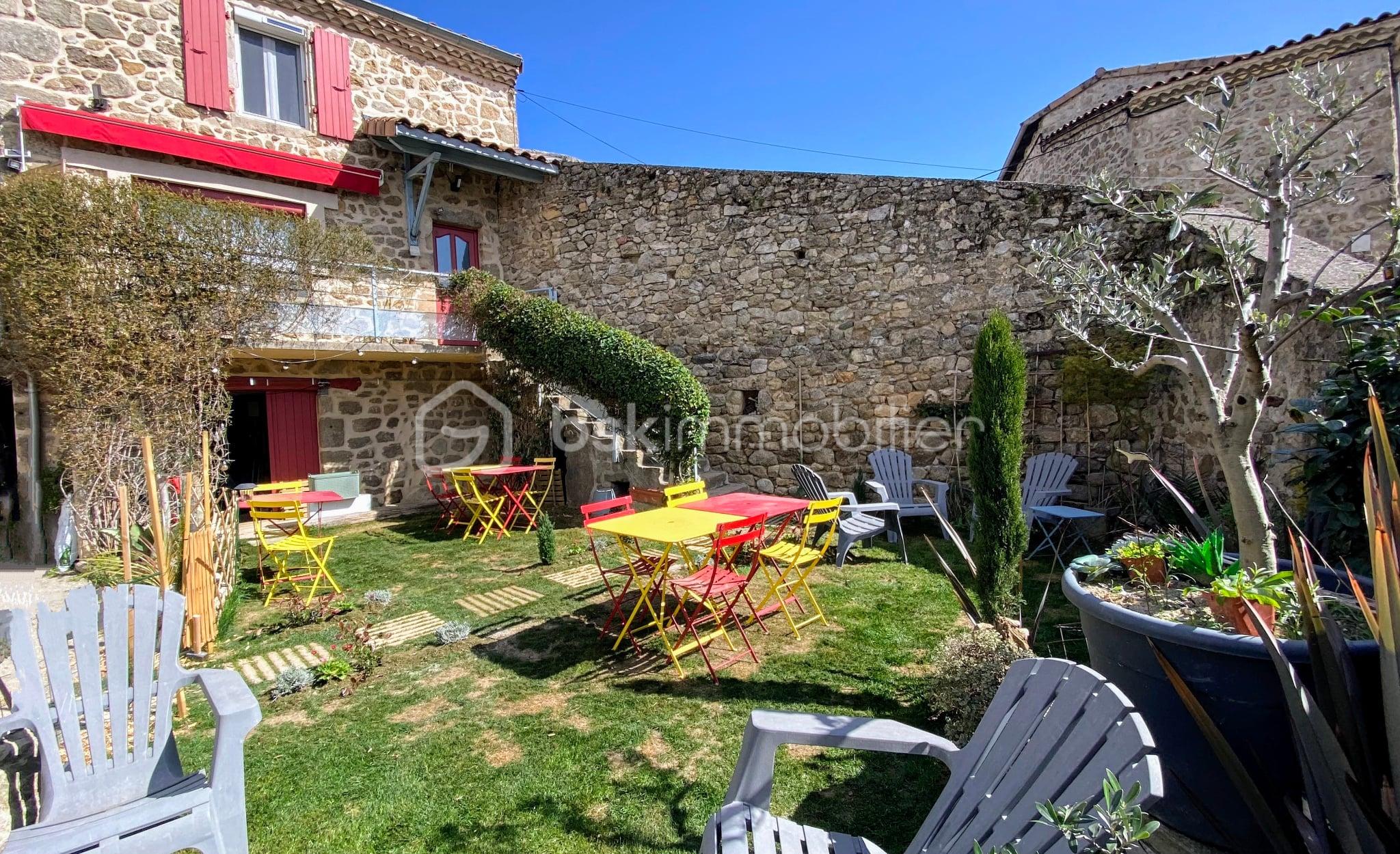 Maison de village de 128 m² - 065a0b49-1495-4f7b-977c-47fb542ad70f.jpeg